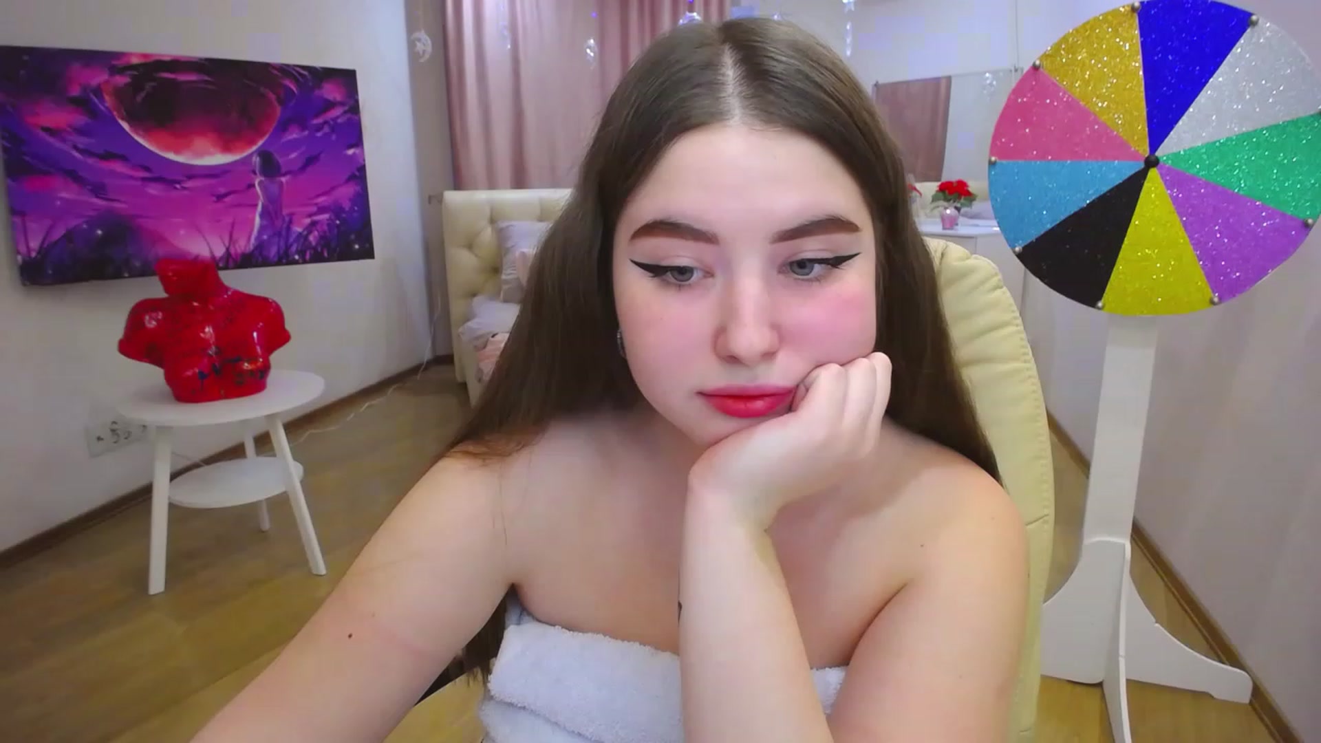 Gallery image thumbnail from AdmireMyEyes's myfreecams stream on, 12/09/2022, 09:55 image 4 of 20