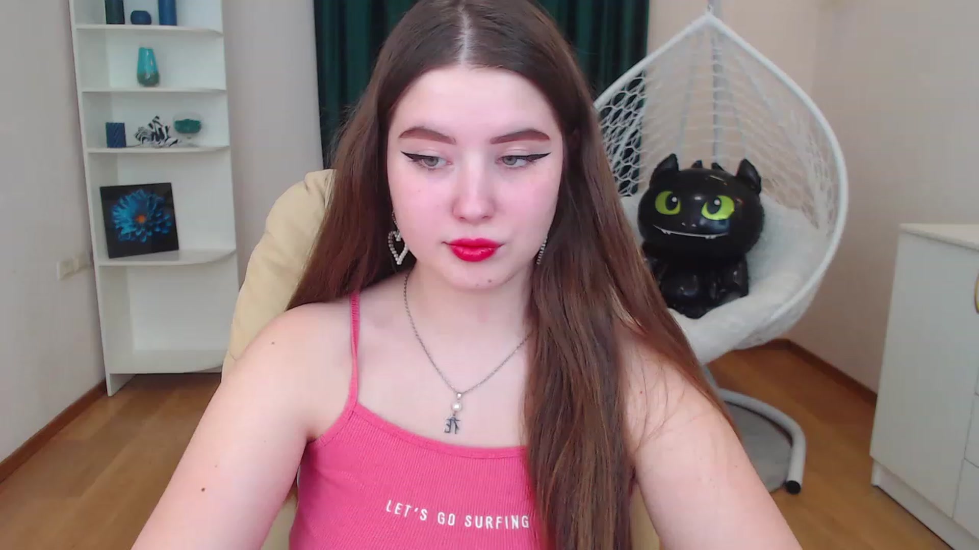 Gallery image thumbnail from AdmireMyEyes's myfreecams stream on, 12/10/2022, 09:47 image 14 of 20