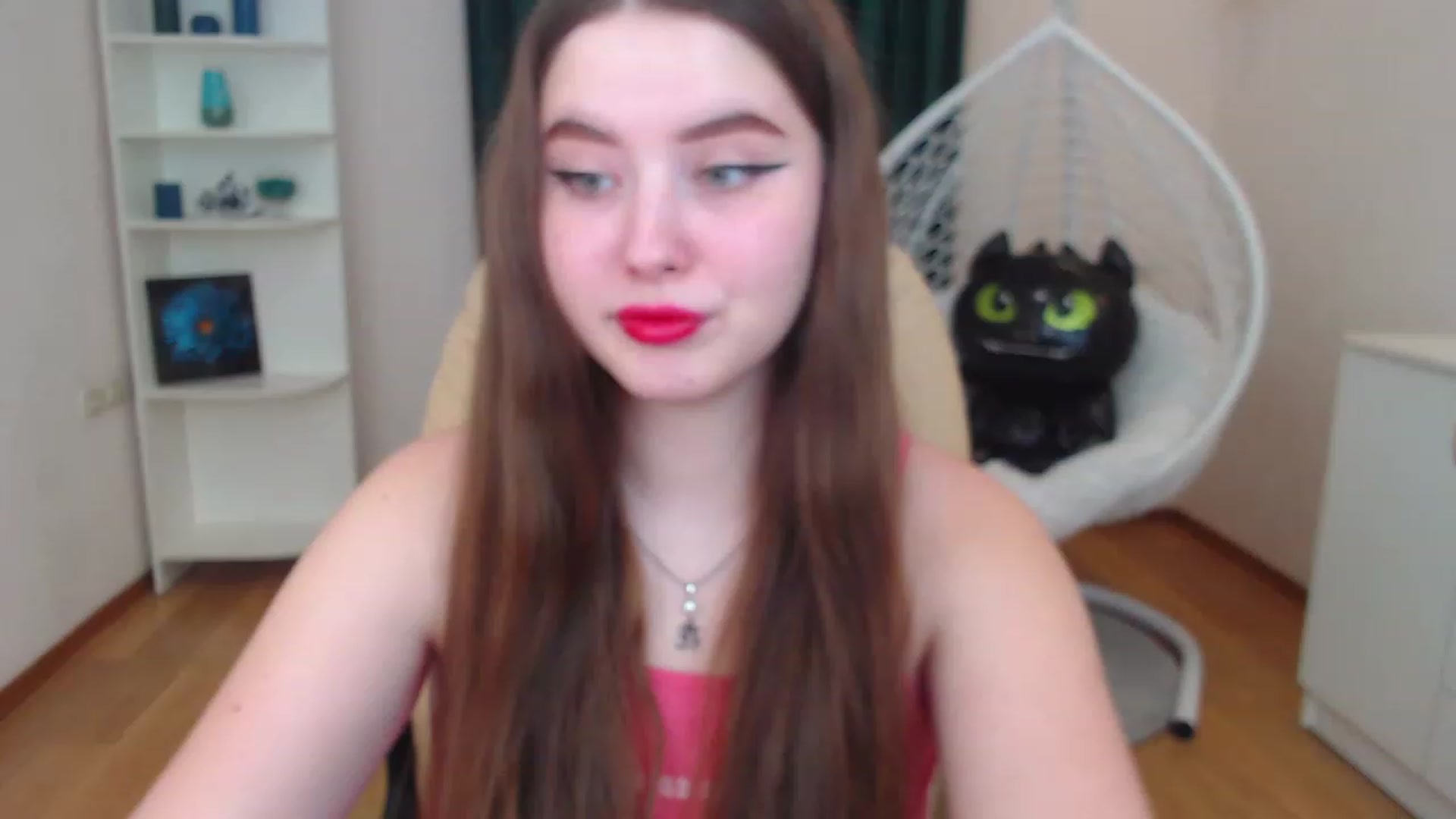 Gallery image thumbnail from AdmireMyEyes's myfreecams stream on, 12/10/2022, 09:47 image 11 of 20