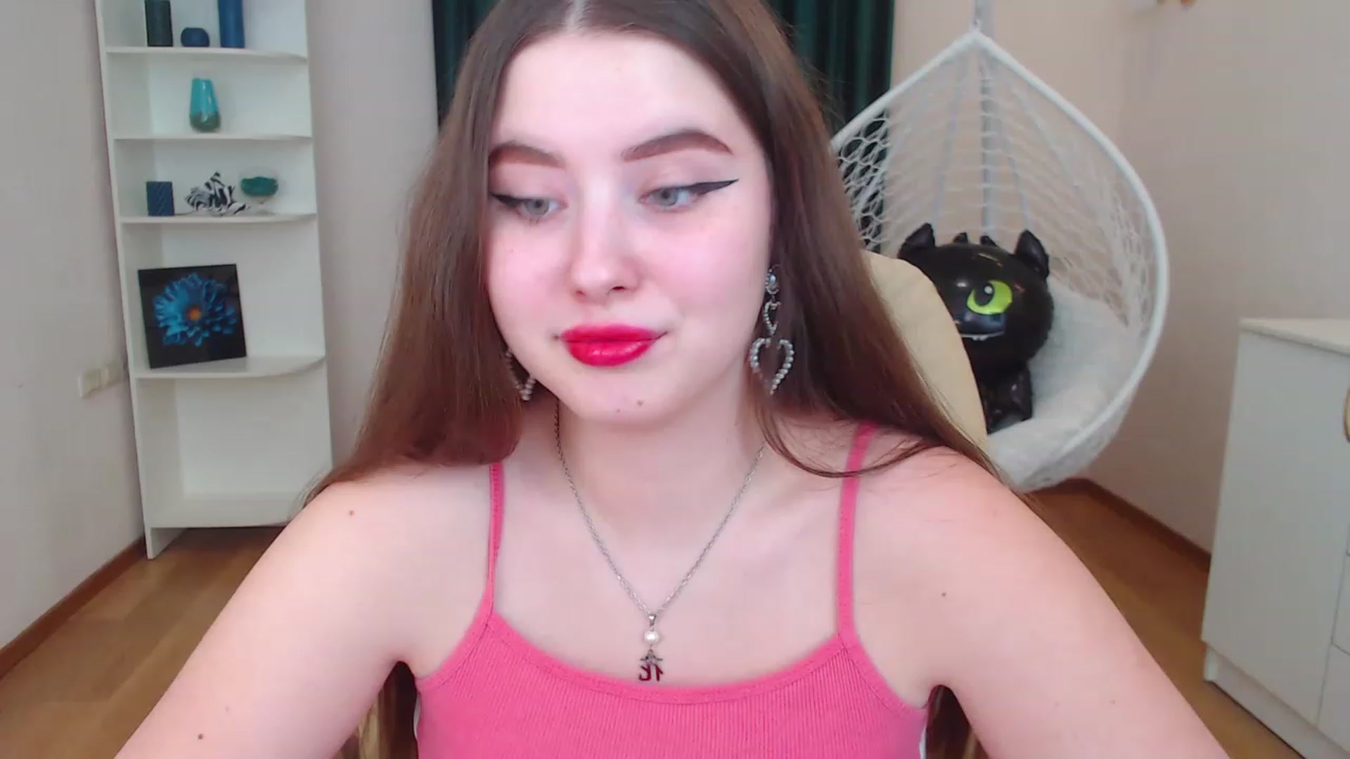Gallery image thumbnail from AdmireMyEyes's myfreecams stream on, 12/10/2022, 09:47 image 7 of 20