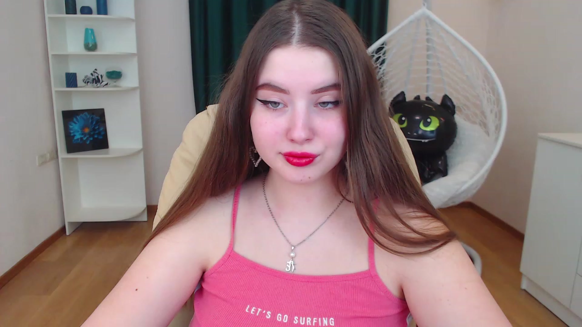 Gallery image thumbnail from AdmireMyEyes's myfreecams stream on, 12/10/2022, 09:47 image 19 of 20