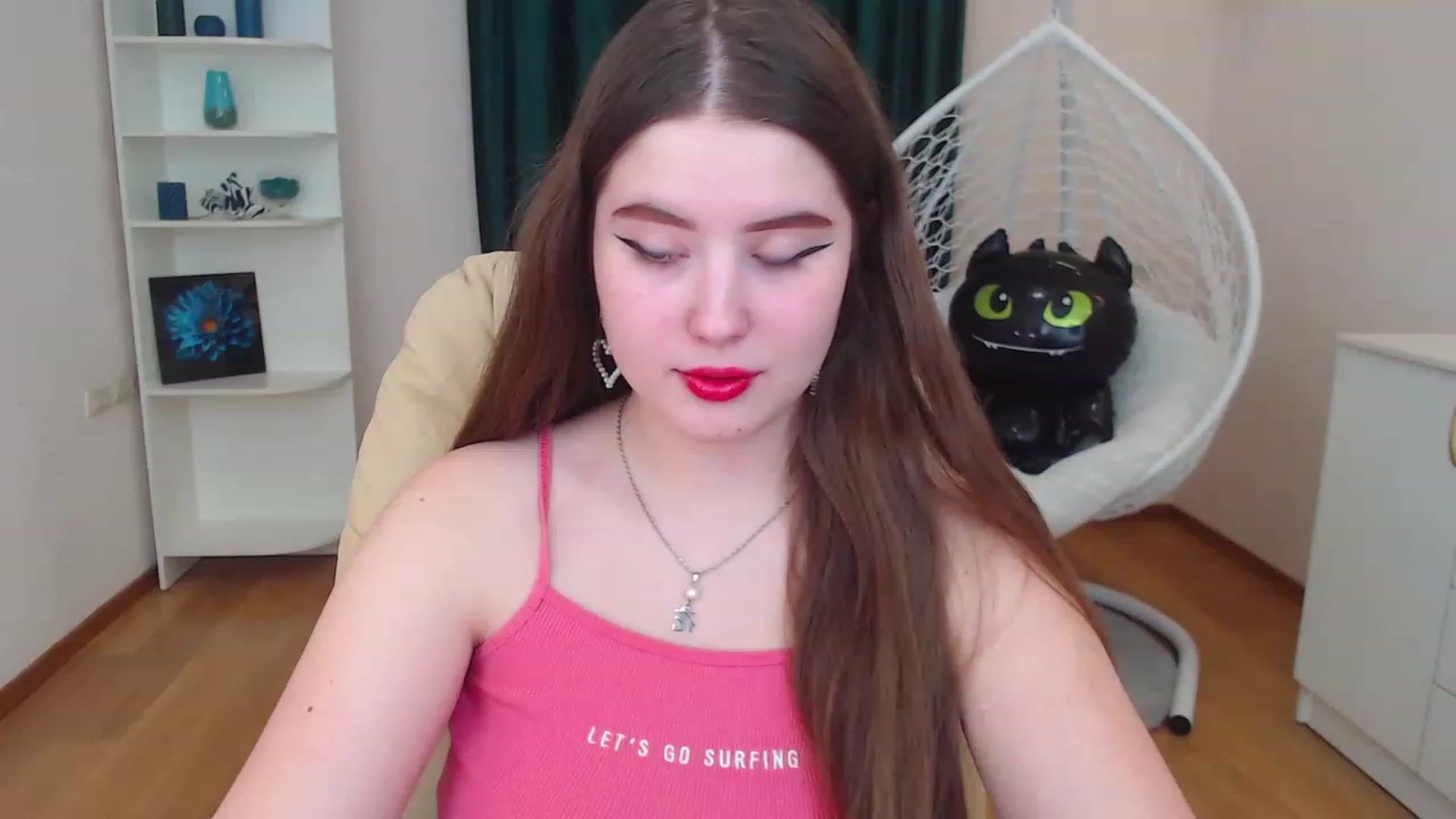 Gallery image thumbnail from AdmireMyEyes's myfreecams stream on, 12/10/2022, 09:47 image 13 of 20