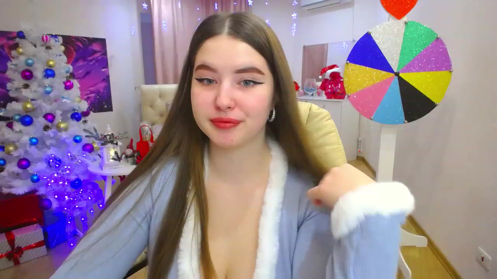 Gallery image thumbnail from AdmireMyEyes's myfreecams stream on, 12/15/2022, 07:45 image 7 of 20
