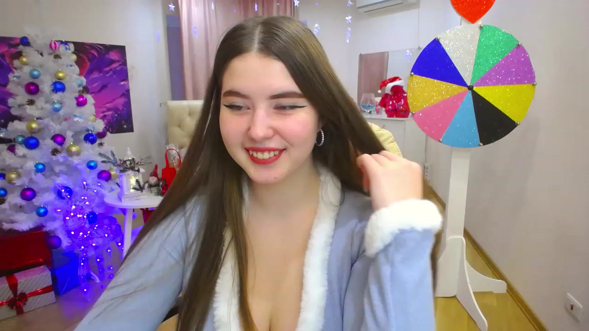 Gallery image thumbnail from AdmireMyEyes's myfreecams stream on, 12/15/2022, 07:45 image 9 of 20