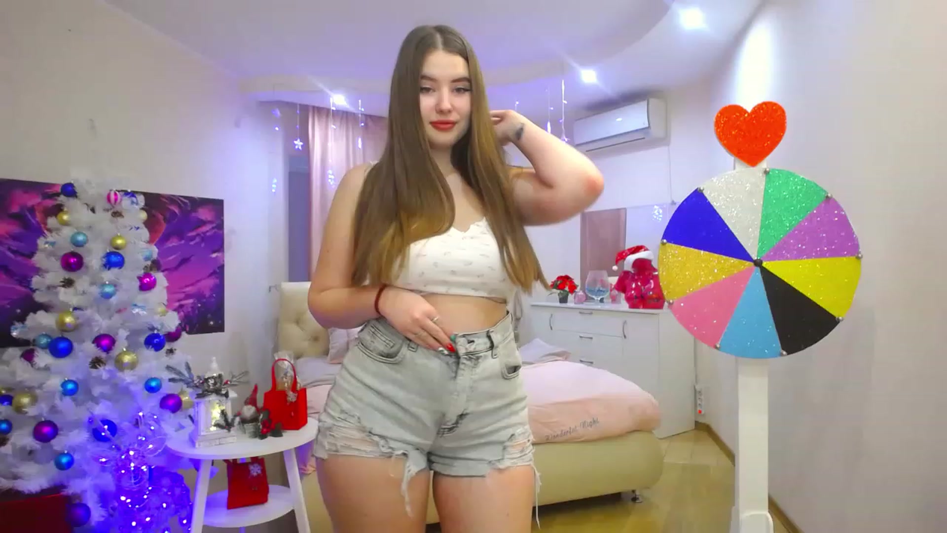 Gallery image thumbnail from AdmireMyEyes's myfreecams stream on, 12/15/2022, 08:24 image 16 of 20