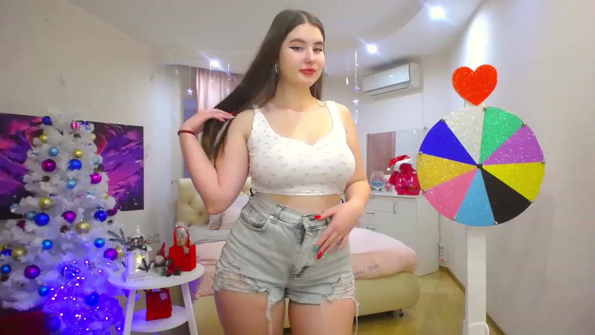 Gallery image thumbnail from AdmireMyEyes's myfreecams stream on, 12/15/2022, 09:52 image 3 of 20
