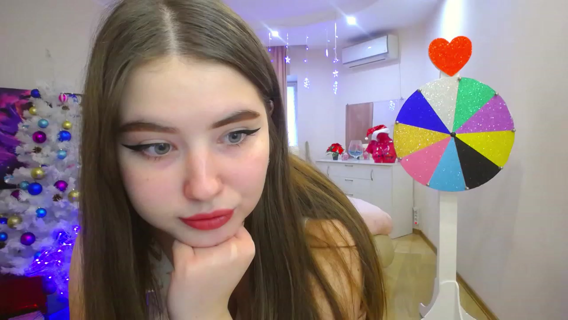 Gallery image thumbnail from AdmireMyEyes's myfreecams stream on, 12/15/2022, 09:52 image 4 of 20