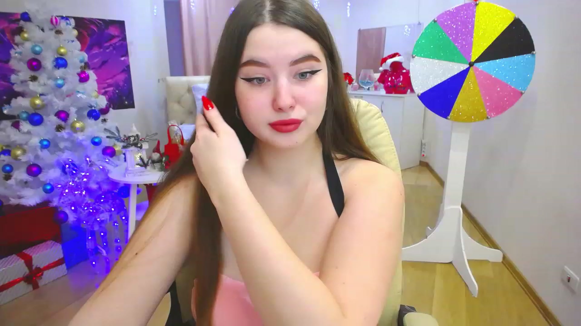 Gallery image thumbnail from AdmireMyEyes's myfreecams stream on, 12/19/2022, 10:49 image 3 of 20