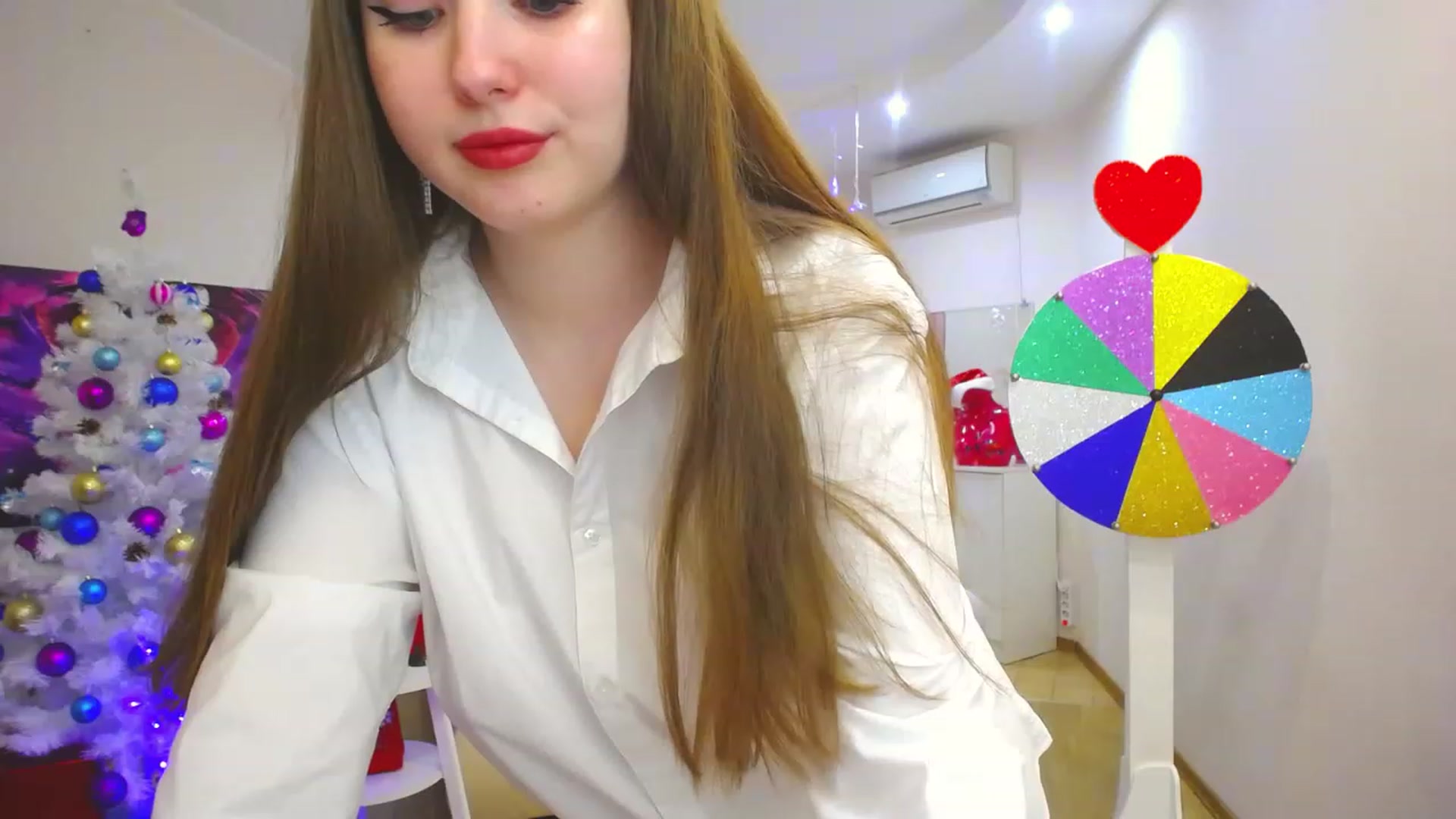 Gallery image thumbnail from AdmireMyEyes's myfreecams stream on, 12/19/2022, 14:46 image 6 of 20