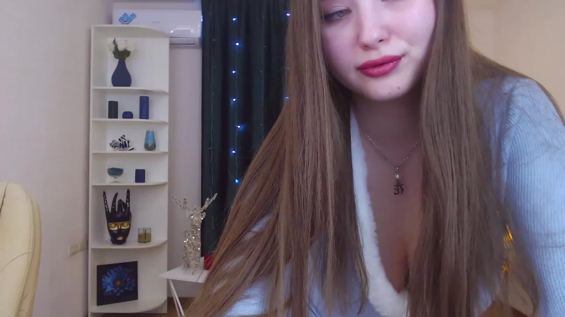 Gallery image thumbnail from AdmireMyEyes's myfreecams stream on, 12/21/2022, 06:44 image 6 of 20