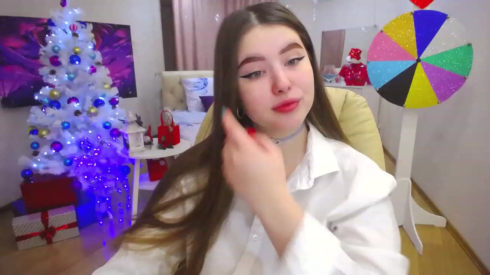 Gallery image thumbnail from AdmireMyEyes's myfreecams stream on, 12/22/2022, 04:01 image 4 of 20