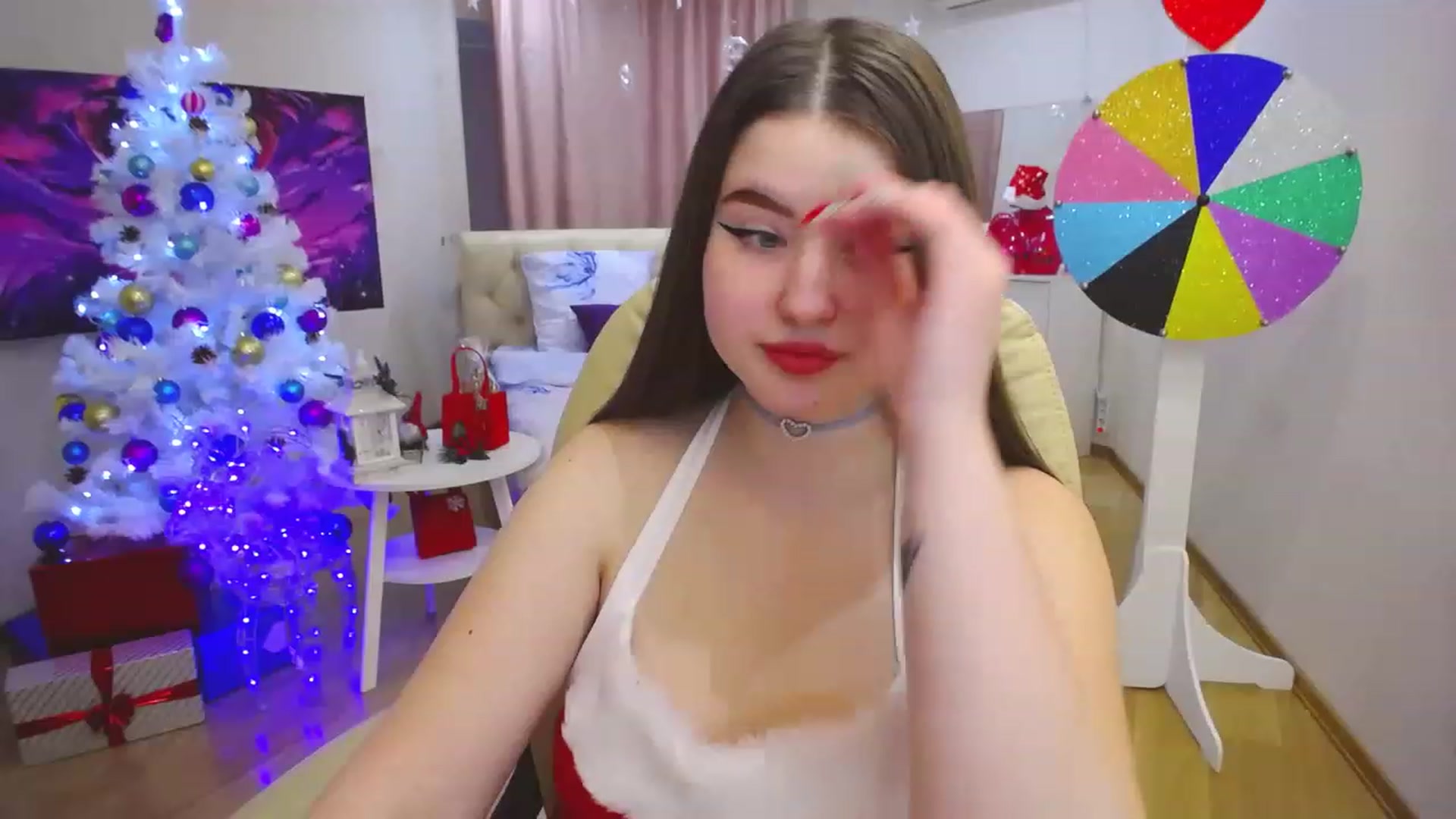 Gallery image thumbnail from AdmireMyEyes's myfreecams stream on, 12/22/2022, 08:54 image 5 of 20