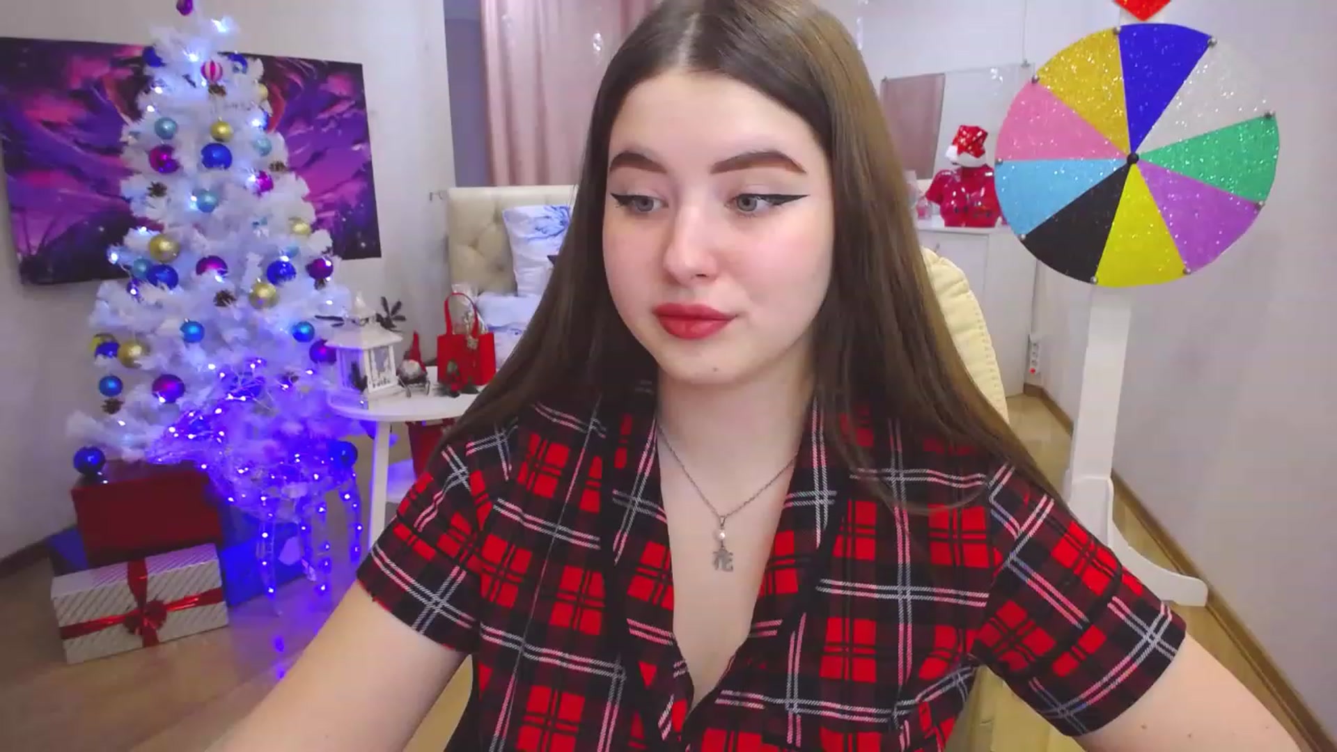 Gallery image thumbnail from AdmireMyEyes's myfreecams stream on, 12/23/2022, 09:47 image 20 of 20