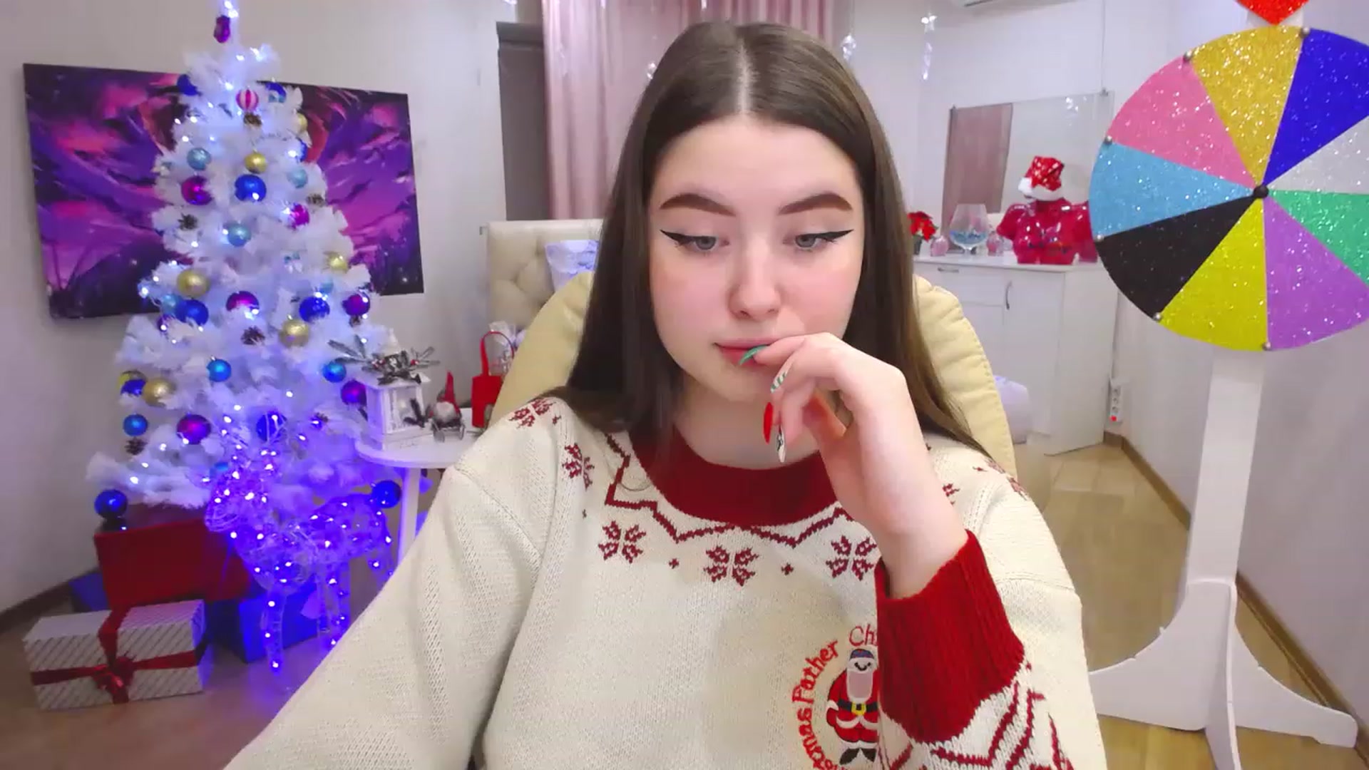 Gallery image thumbnail from AdmireMyEyes's myfreecams stream on, 12/25/2022, 05:49 image 3 of 20