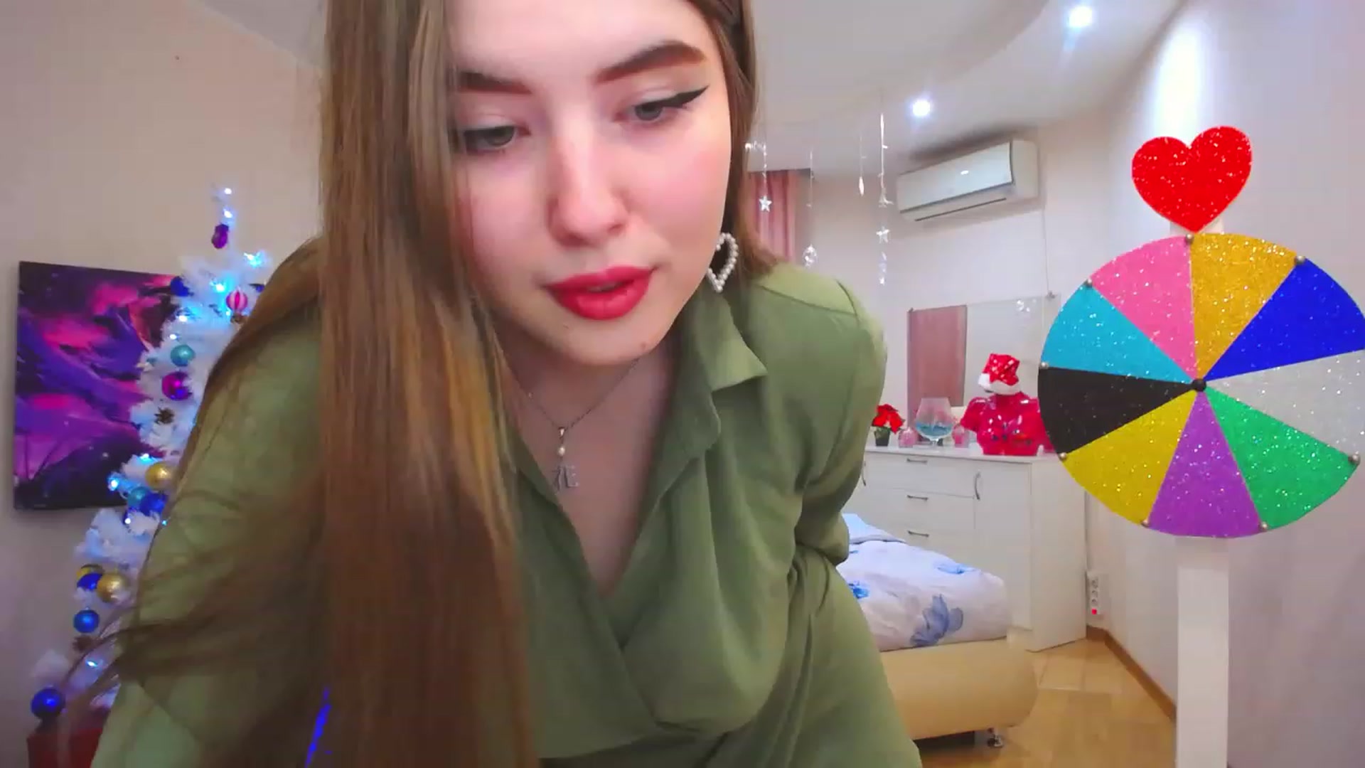 Gallery image thumbnail from AdmireMyEyes's myfreecams stream on, 12/26/2022, 09:20 image 20 of 20