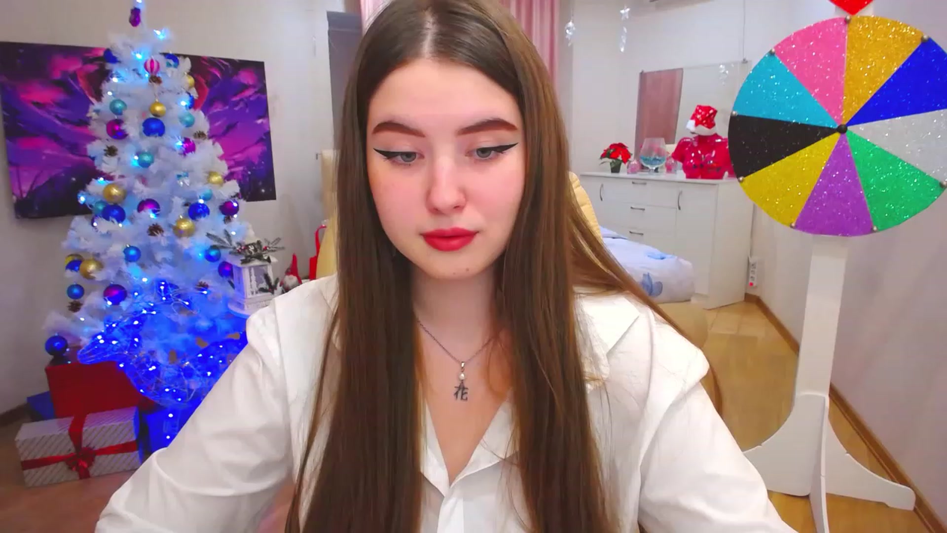 Gallery image thumbnail from AdmireMyEyes's myfreecams stream on, 12/26/2022, 09:20 image 16 of 20