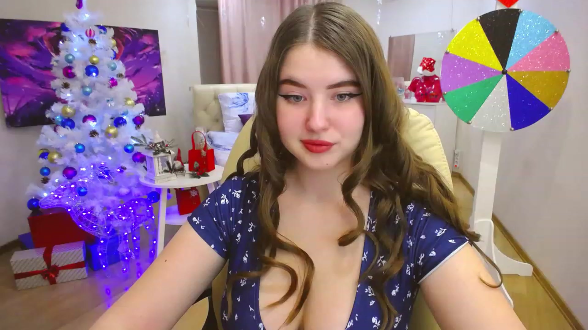 Gallery image thumbnail from AdmireMyEyes's myfreecams stream on, 12/27/2022, 16:58 image 6 of 20