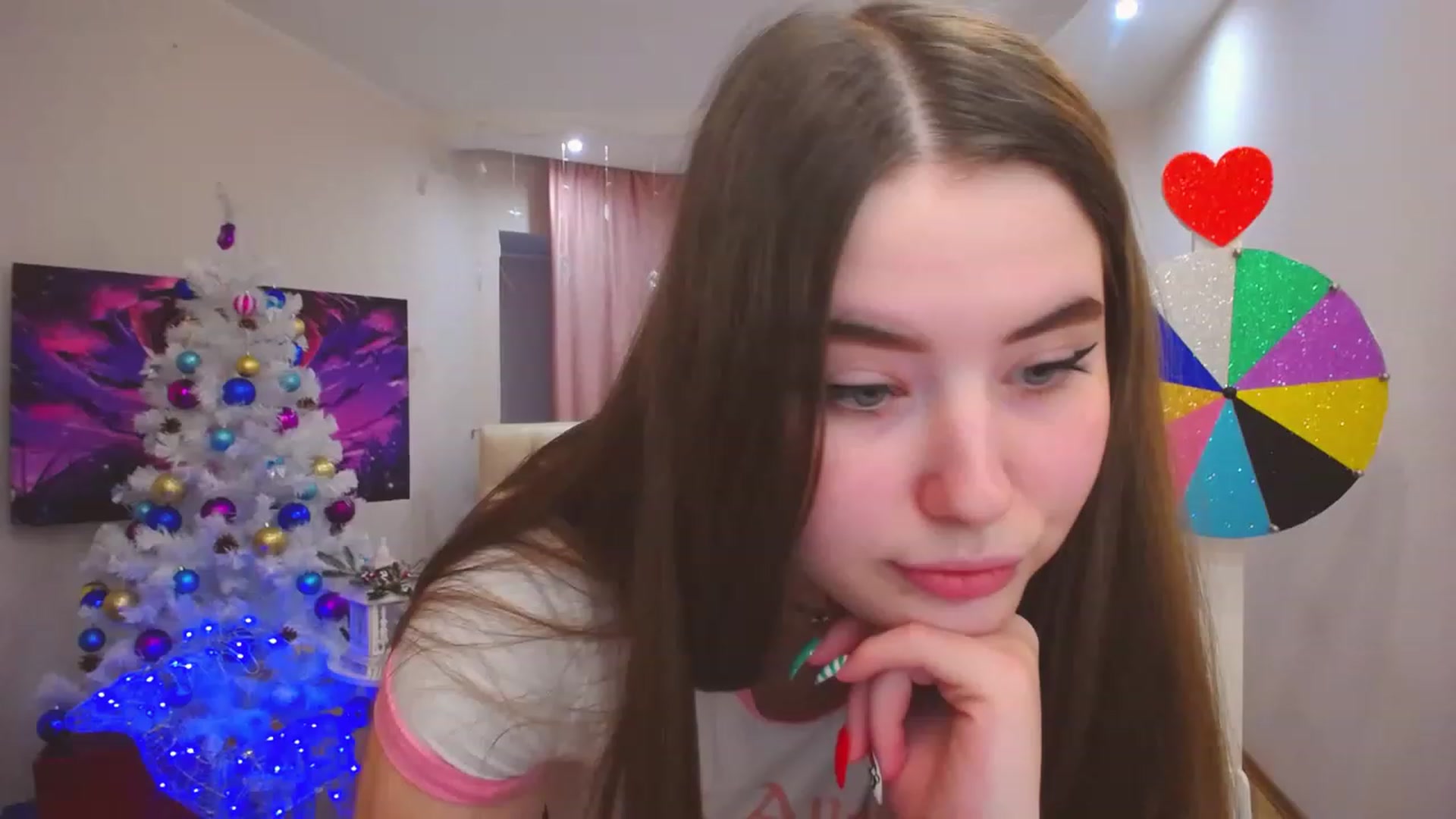 Gallery image thumbnail from AdmireMyEyes's myfreecams stream on, 12/28/2022, 06:45 image 7 of 20