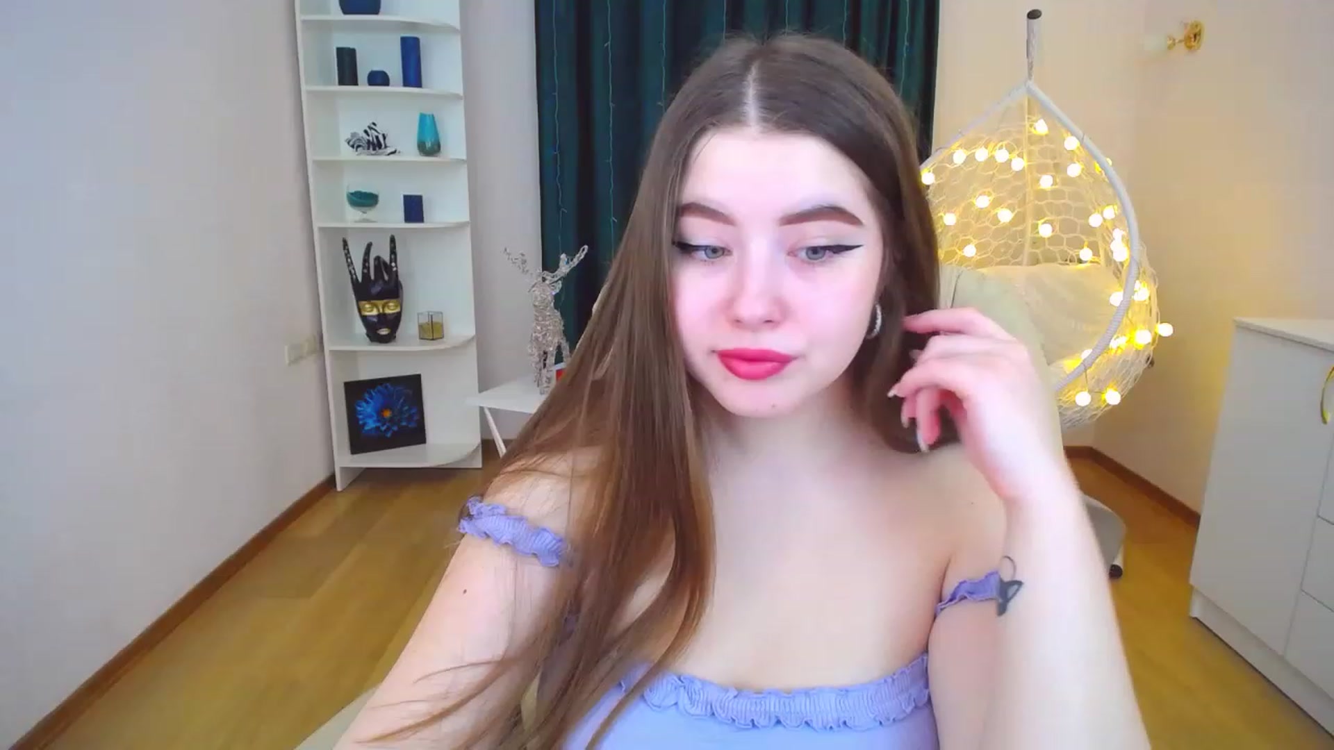 Gallery image thumbnail from AdmireMyEyes's myfreecams stream on, 12/29/2022, 04:42 image 5 of 20