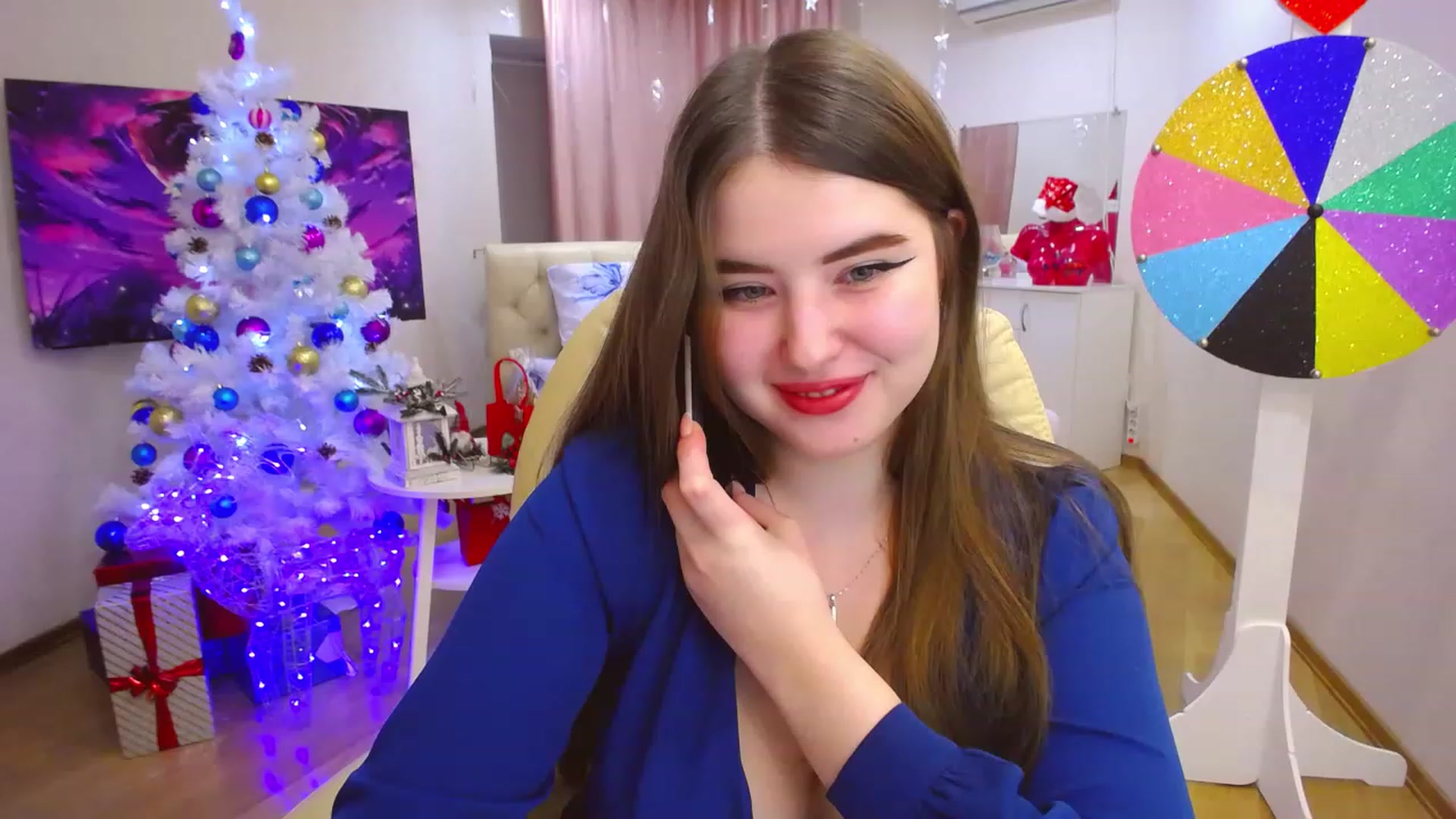 Gallery image thumbnail from AdmireMyEyes's myfreecams stream on, 12/31/2022, 06:49 image 8 of 20