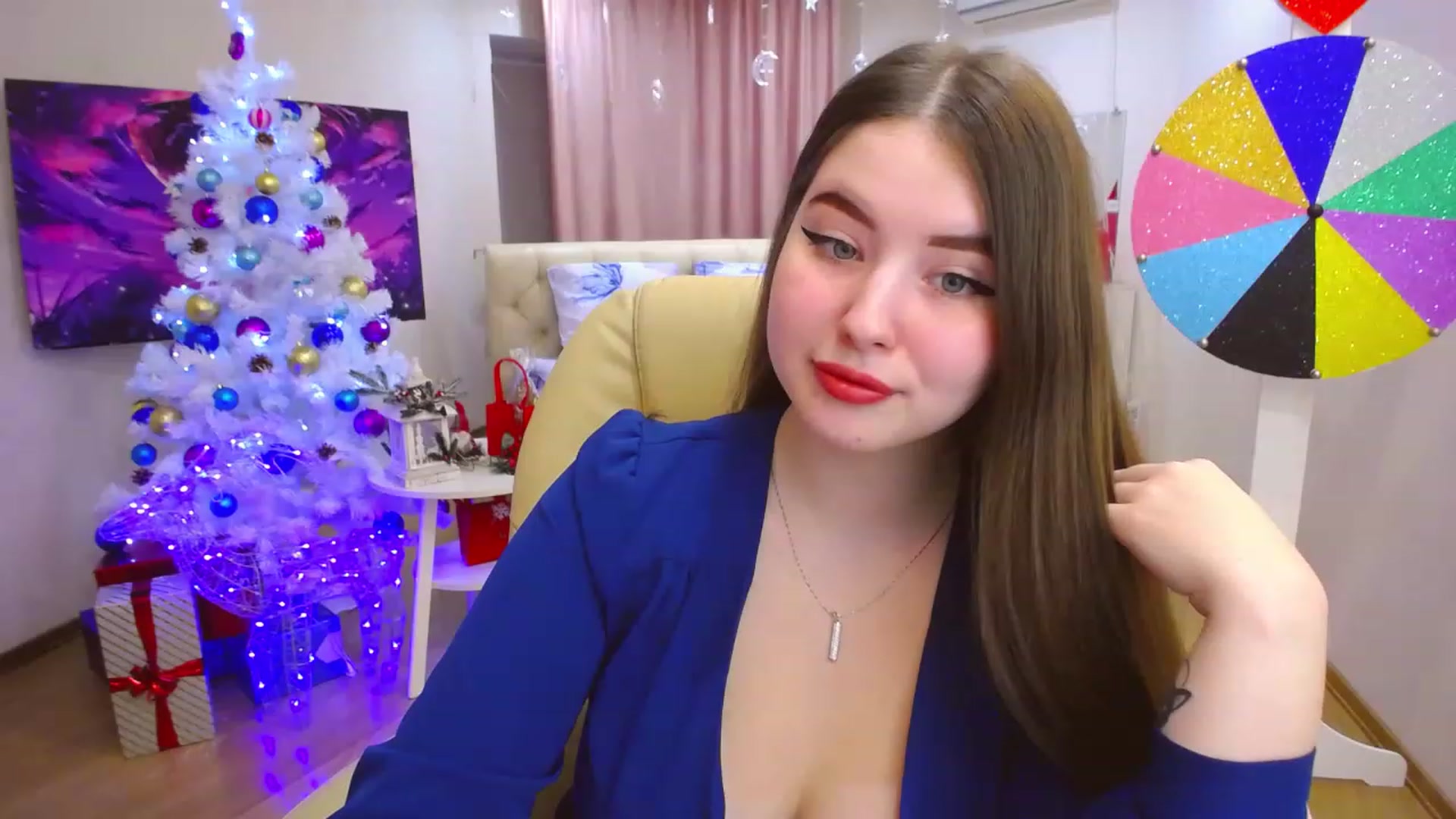 Gallery image thumbnail from AdmireMyEyes's myfreecams stream on, 12/31/2022, 06:49 image 7 of 20