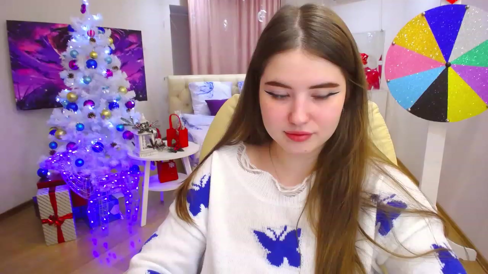Gallery image thumbnail from AdmireMyEyes's myfreecams stream on, 12/31/2022, 10:01 image 4 of 20
