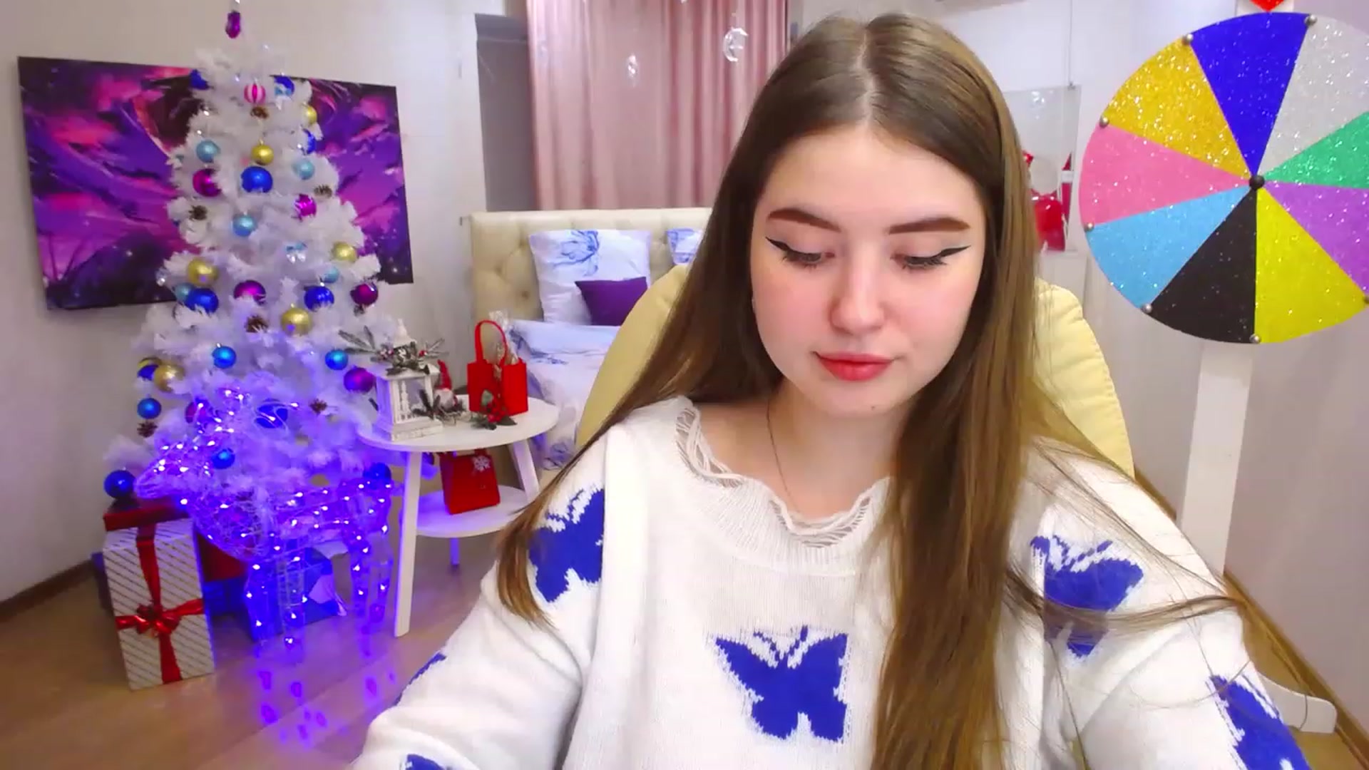 Gallery image thumbnail from AdmireMyEyes's myfreecams stream on, 12/31/2022, 10:01 image 5 of 20