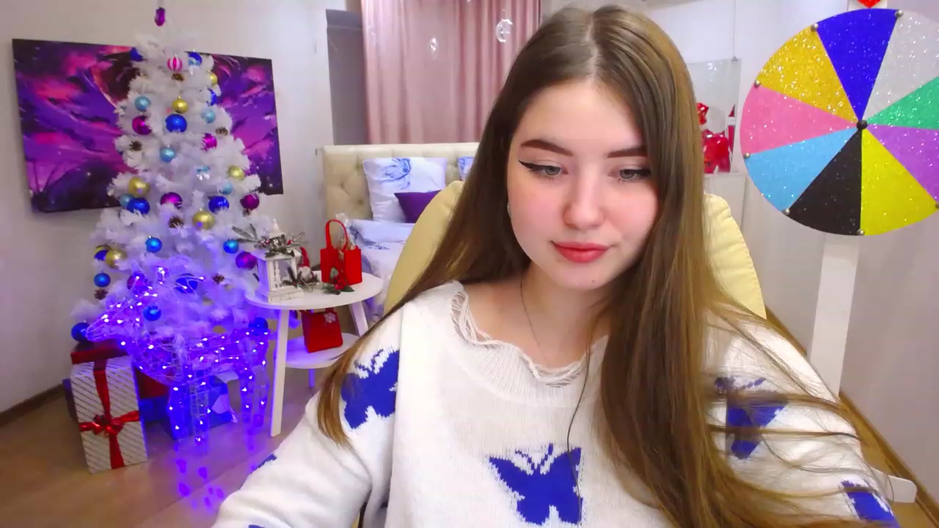 Gallery image thumbnail from AdmireMyEyes's myfreecams stream on, 12/31/2022, 10:01 image 2 of 20
