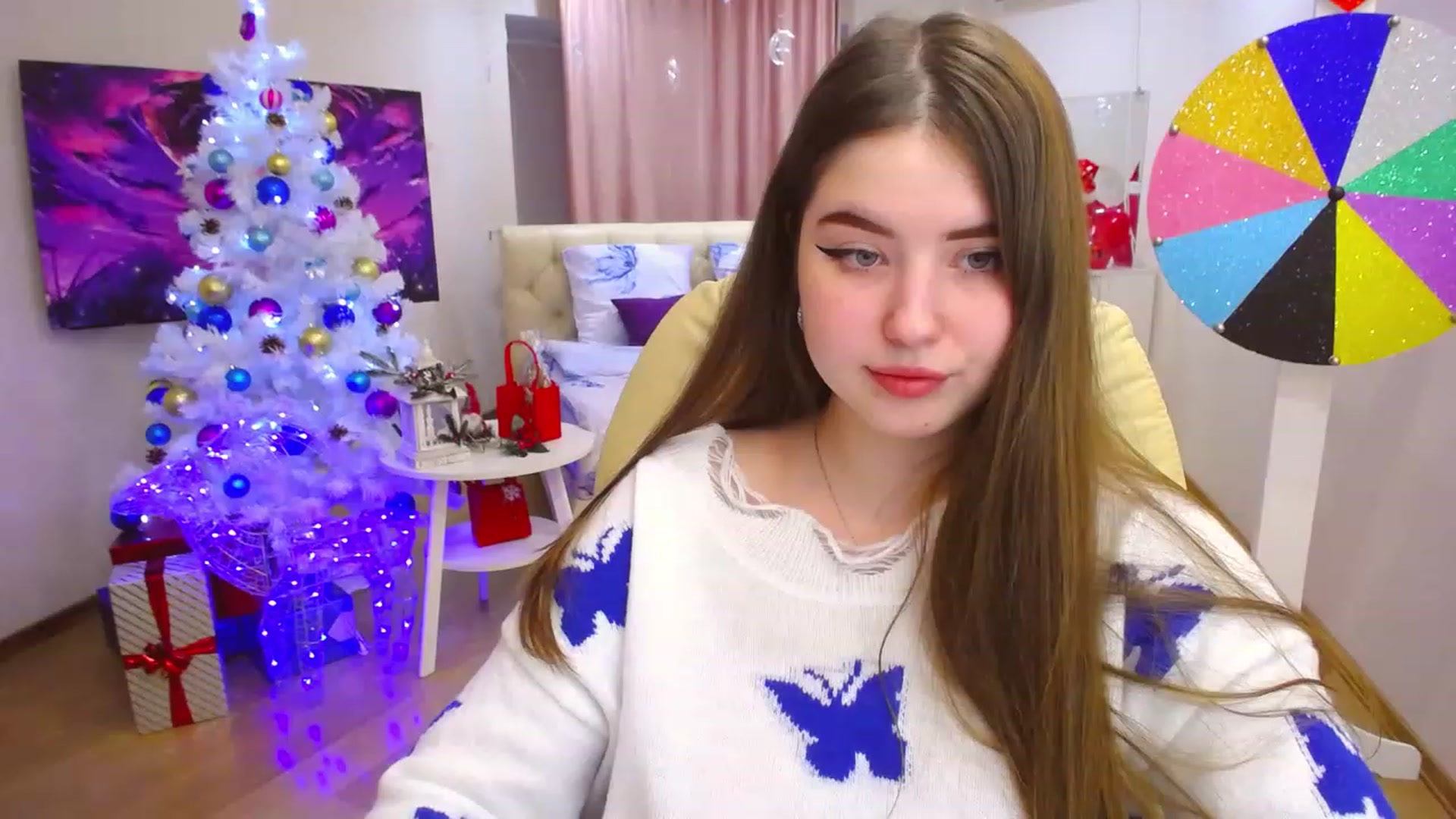 Gallery image thumbnail from AdmireMyEyes's myfreecams stream on, 12/31/2022, 10:01 image 3 of 20