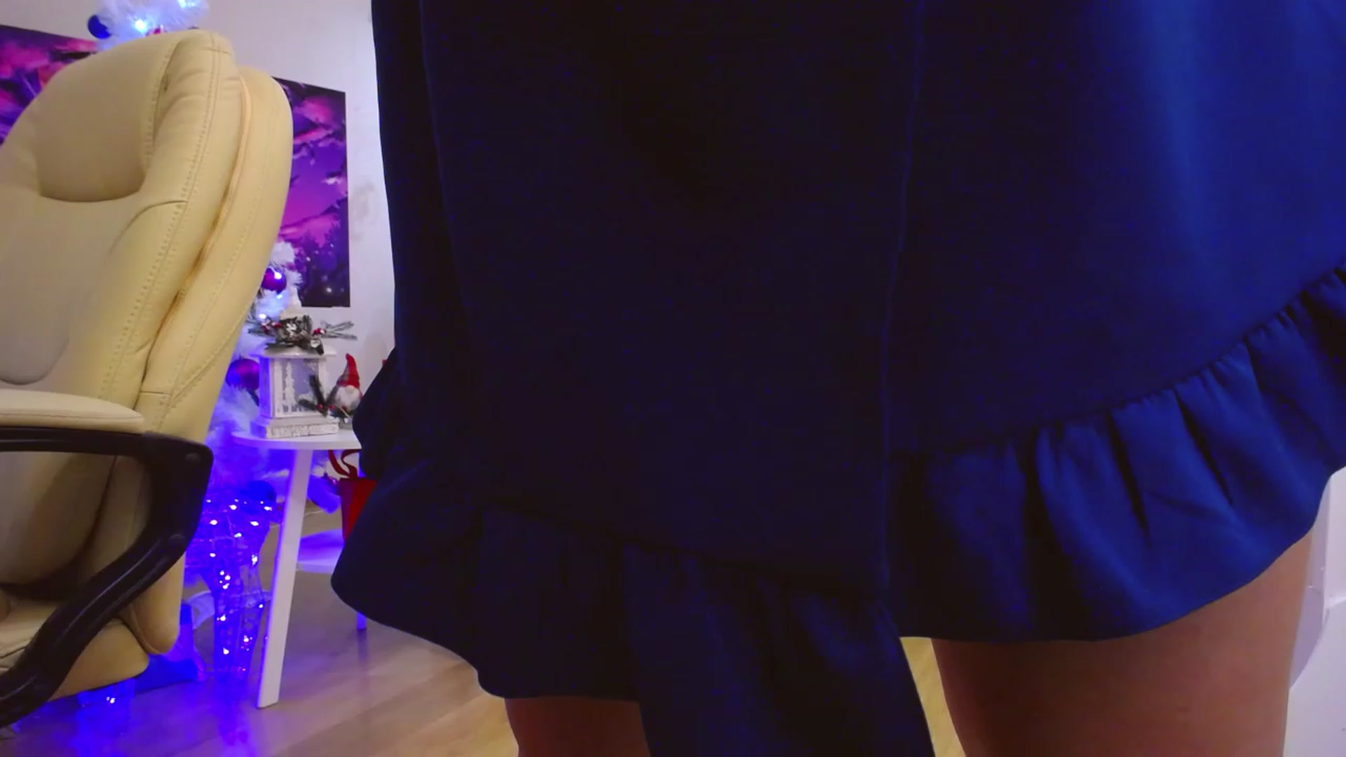 Gallery image thumbnail from AdmireMyEyes's myfreecams stream on, 12/31/2022, 10:01 image 16 of 20