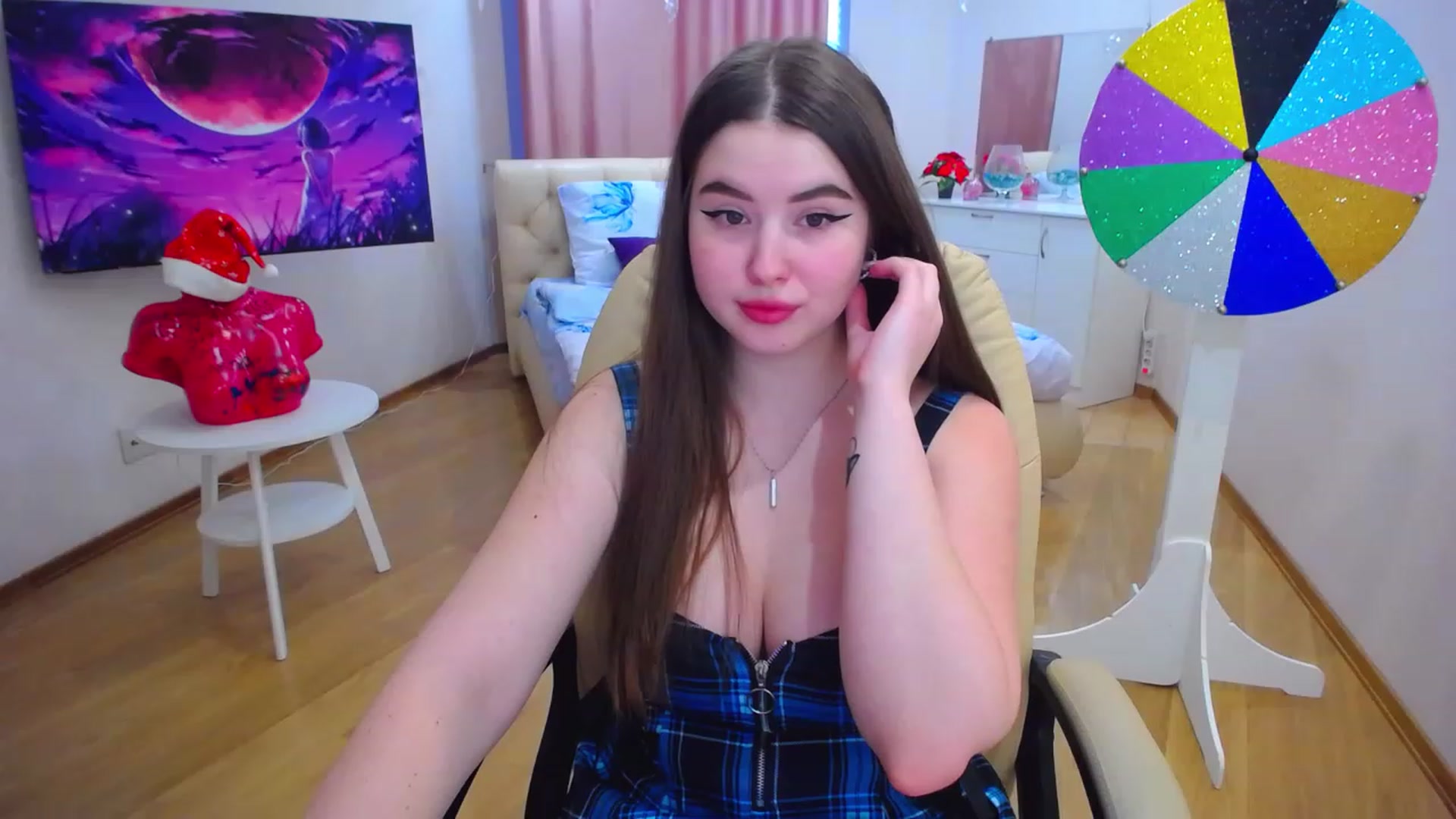 Gallery image thumbnail from AdmireMyEyes's myfreecams stream on, 01/09/2023, 07:46 image 6 of 20