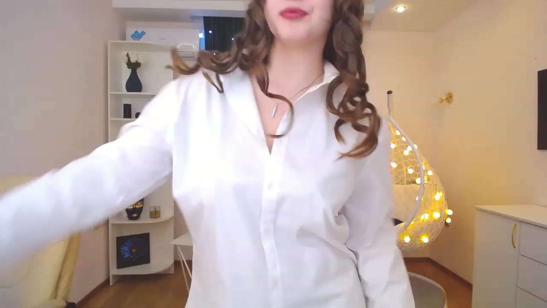 Gallery image thumbnail from AdmireMyEyes's myfreecams stream on, 01/10/2023, 11:49 image 12 of 20