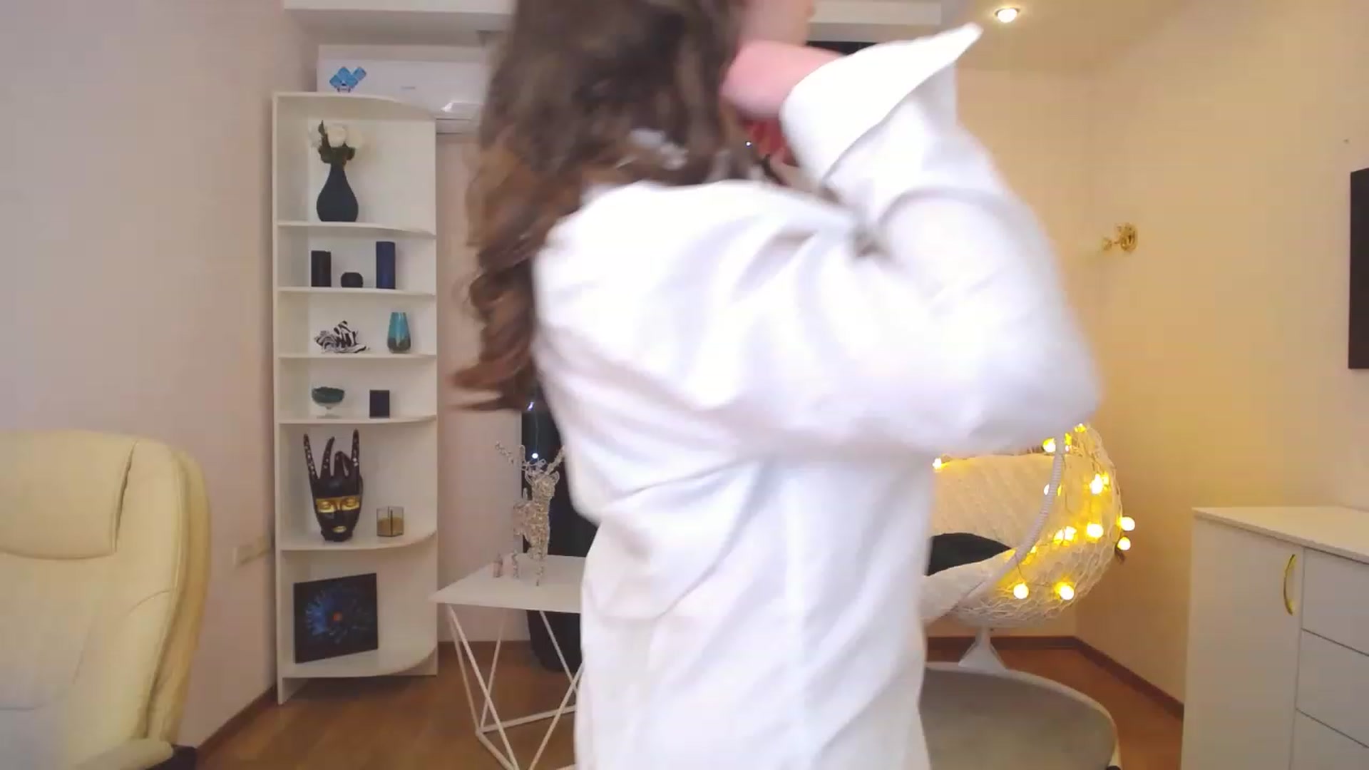 Gallery image thumbnail from AdmireMyEyes's myfreecams stream on, 01/10/2023, 11:49 image 6 of 20