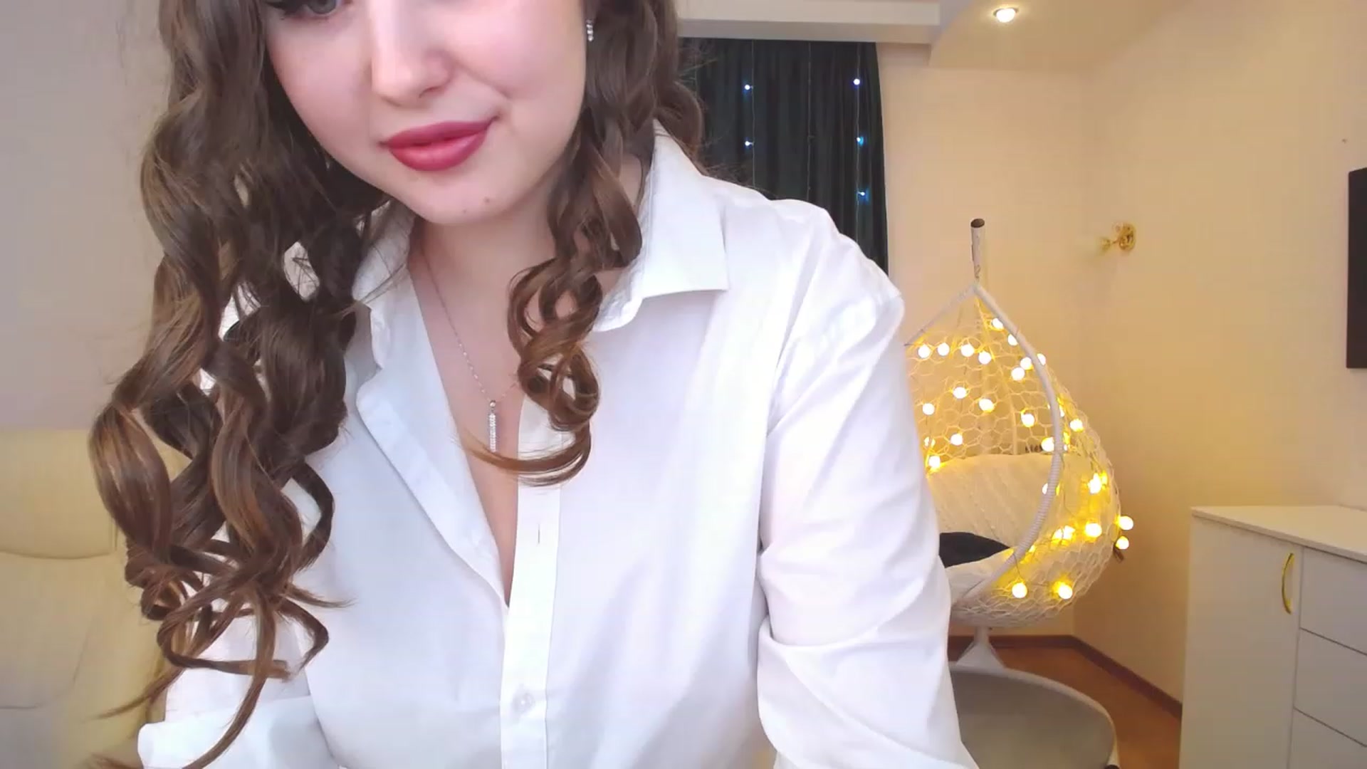 Gallery image thumbnail from AdmireMyEyes's myfreecams stream on, 01/10/2023, 11:49 image 9 of 20