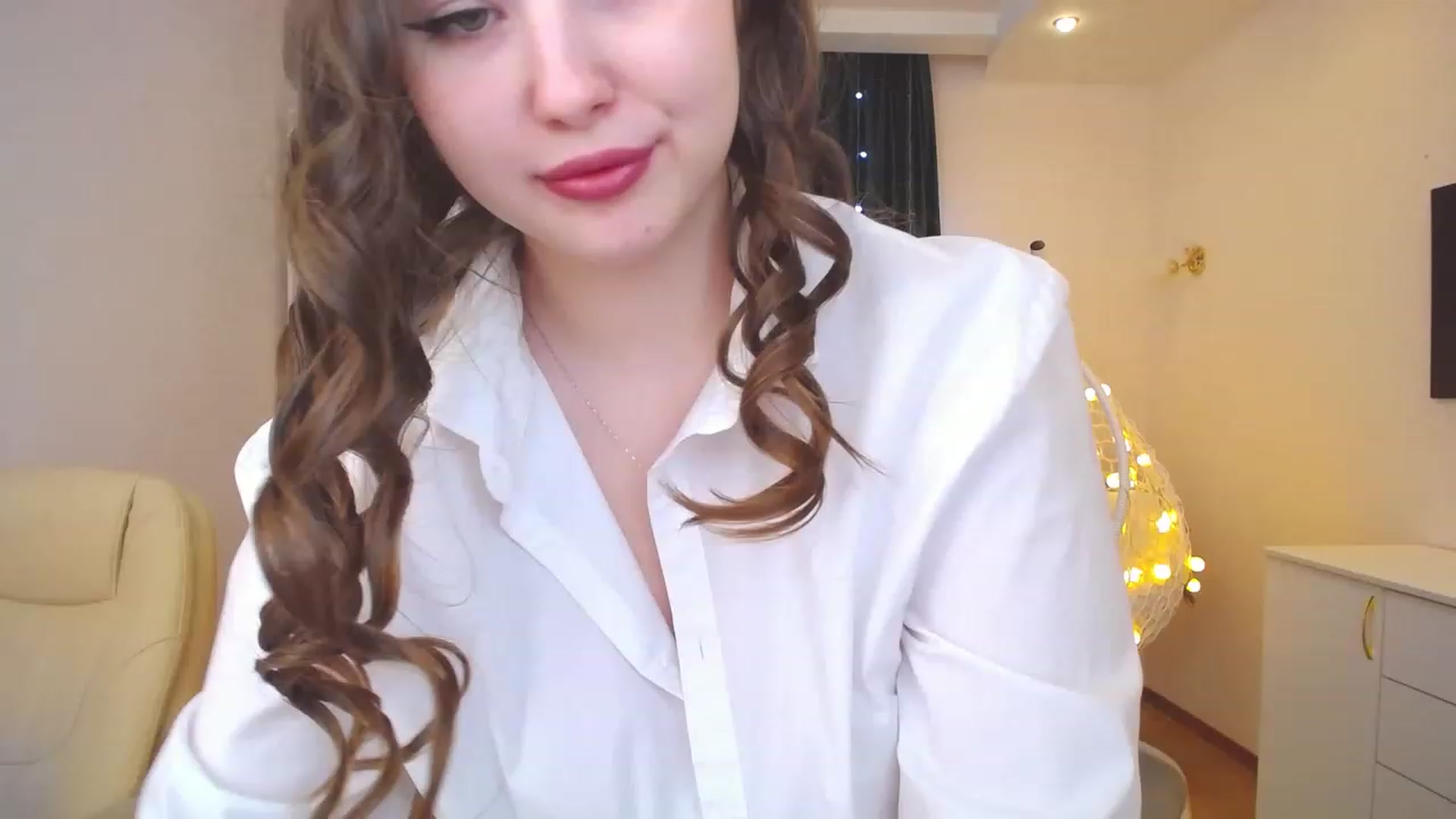 Gallery image thumbnail from AdmireMyEyes's myfreecams stream on, 01/10/2023, 11:49 image 14 of 20
