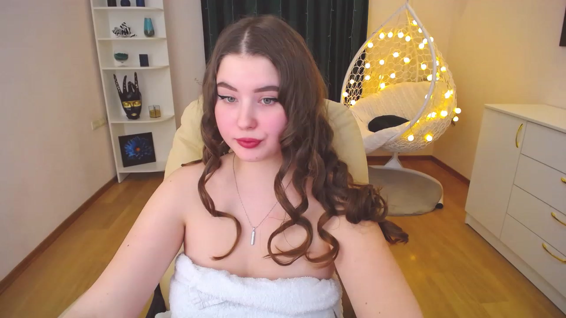 Gallery image thumbnail from AdmireMyEyes's myfreecams stream on, 01/10/2023, 14:48 image 15 of 20