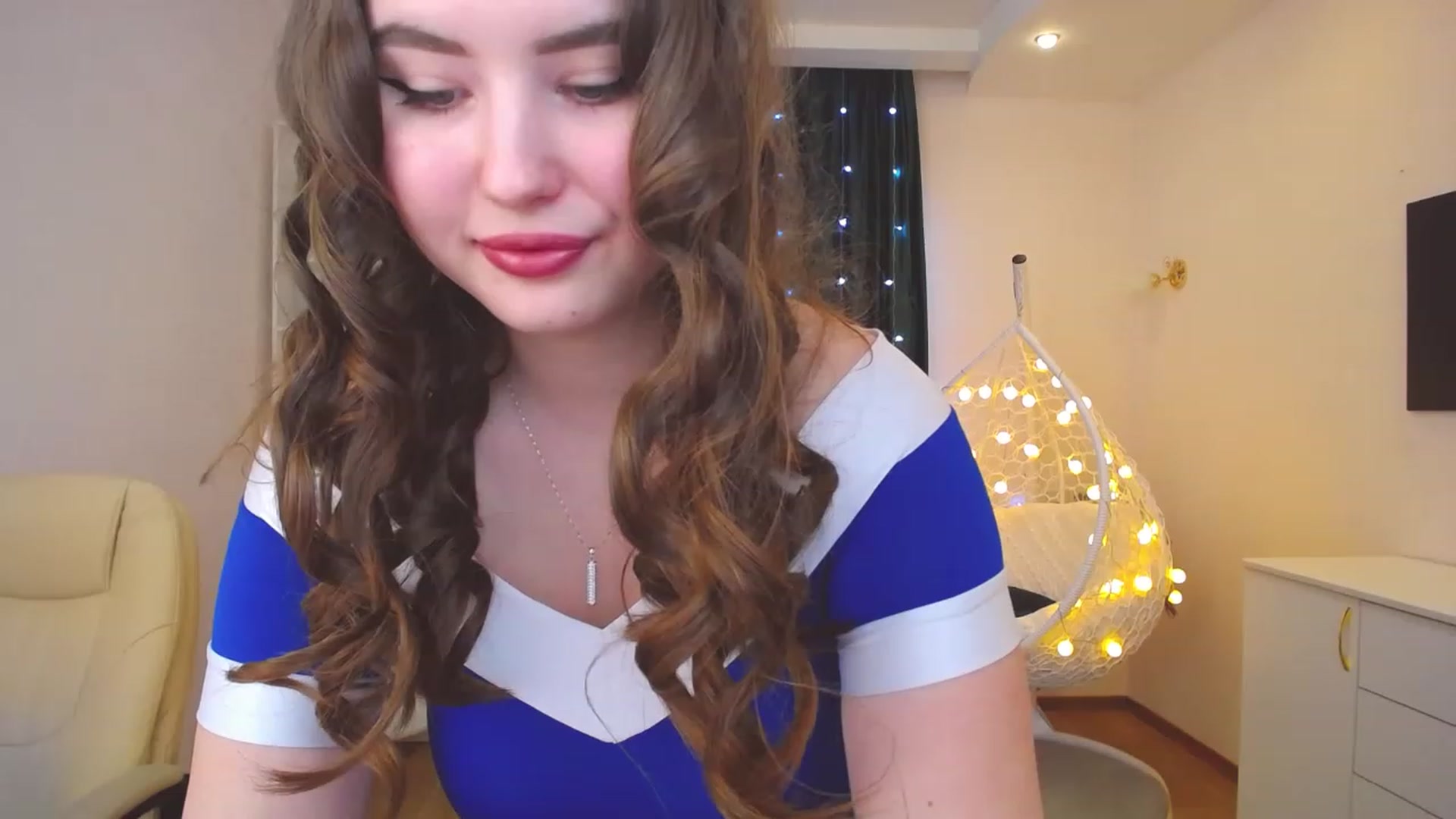Gallery image thumbnail from AdmireMyEyes's myfreecams stream on, 01/10/2023, 16:59 image 2 of 20