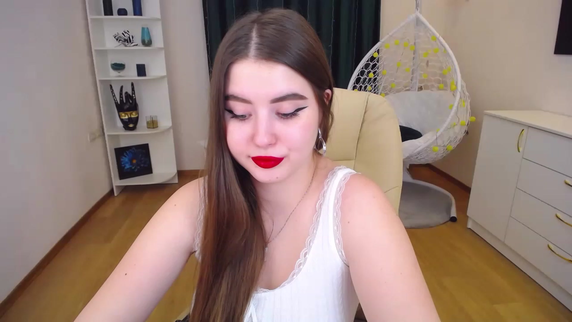 Gallery image thumbnail from AdmireMyEyes's myfreecams stream on, 01/15/2023, 09:58 image 16 of 20