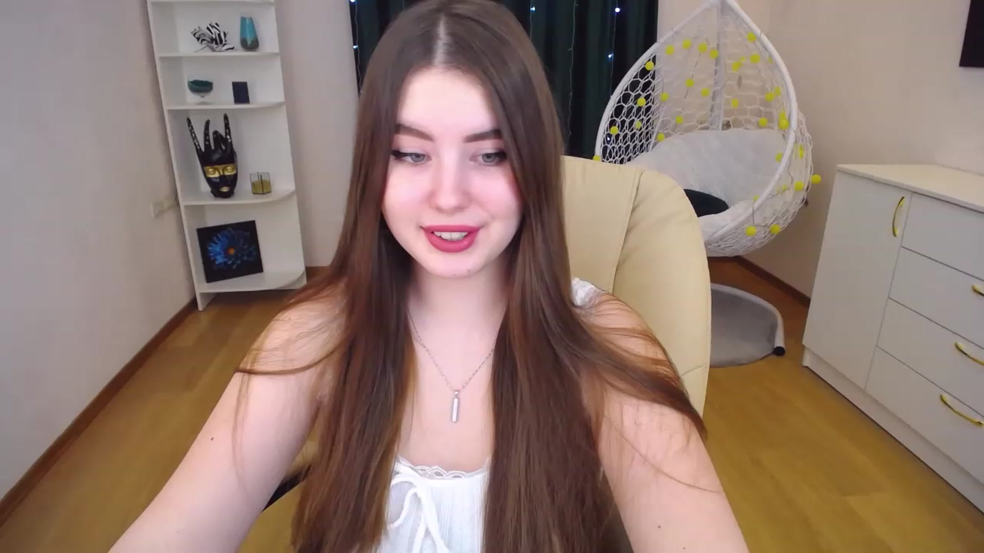 Gallery image thumbnail from AdmireMyEyes's myfreecams stream on, 01/15/2023, 09:58 image 1 of 20