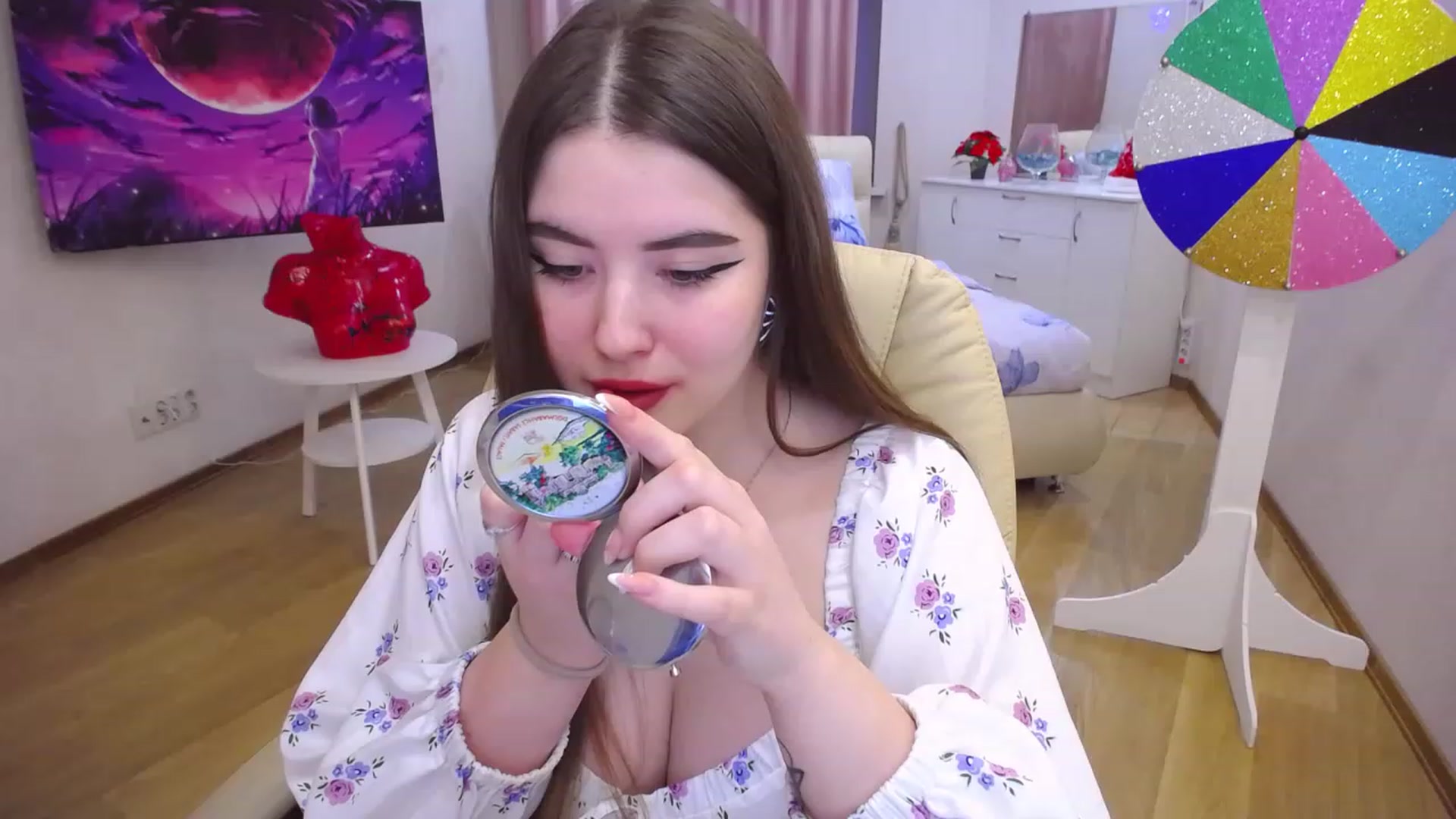 Gallery image thumbnail from AdmireMyEyes's myfreecams stream on, 01/17/2023, 05:47 image 1 of 20