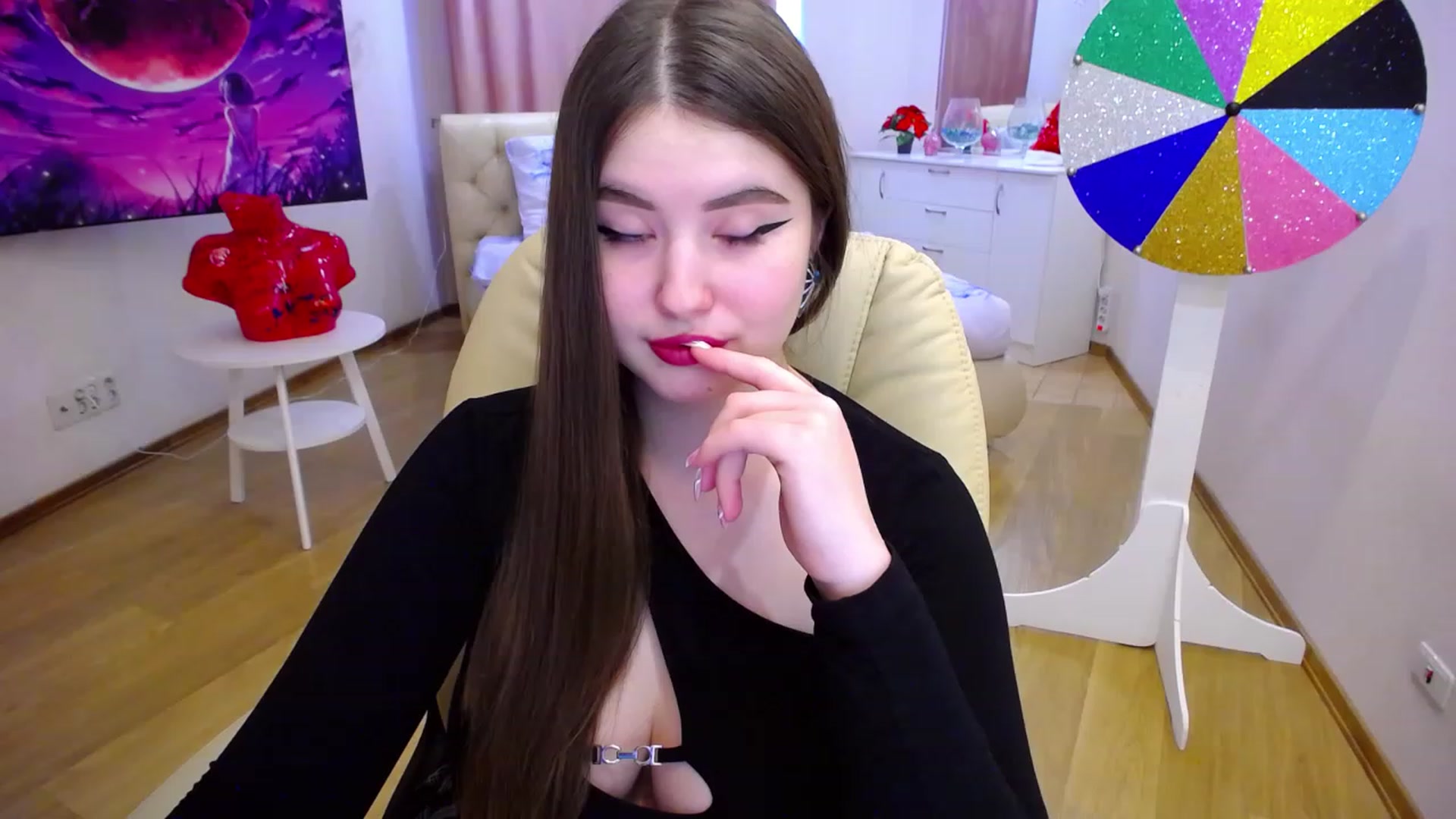 Gallery image thumbnail from AdmireMyEyes's myfreecams stream on, 01/20/2023, 09:29 image 10 of 20