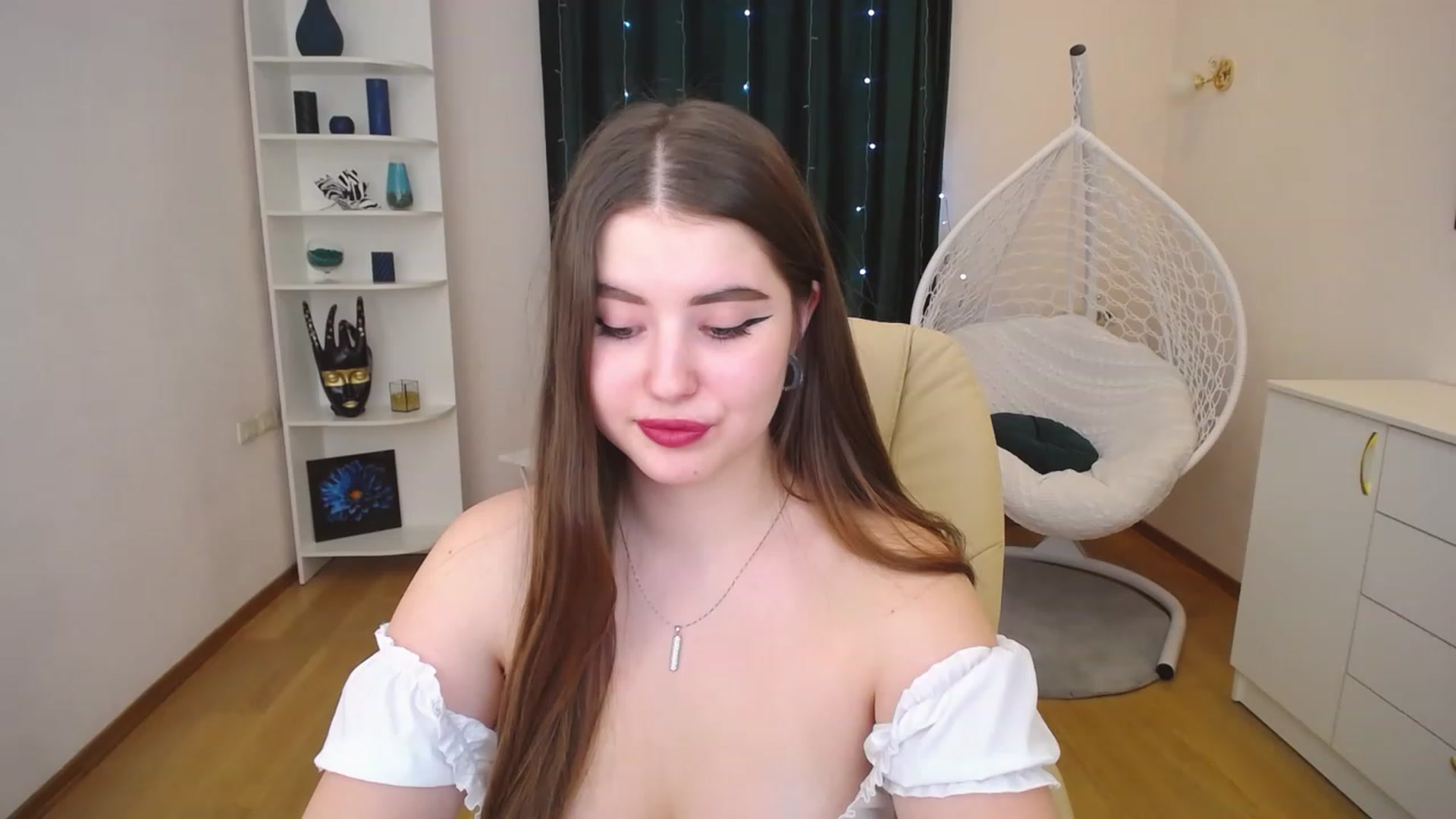 Gallery image thumbnail from AdmireMyEyes's myfreecams stream on, 01/21/2023, 10:12 image 8 of 20