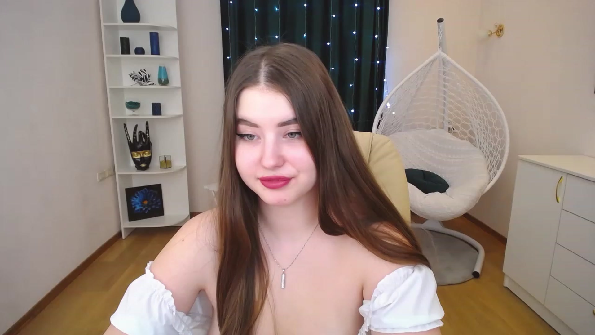 Gallery image thumbnail from AdmireMyEyes's myfreecams stream on, 01/21/2023, 10:12 image 7 of 20