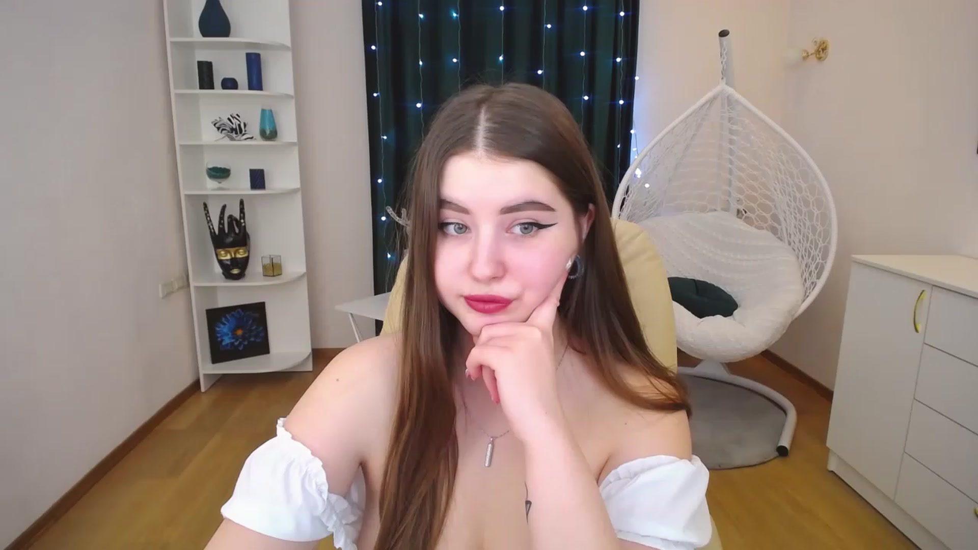 Gallery image thumbnail from AdmireMyEyes's myfreecams stream on, 01/21/2023, 10:12 image 9 of 20