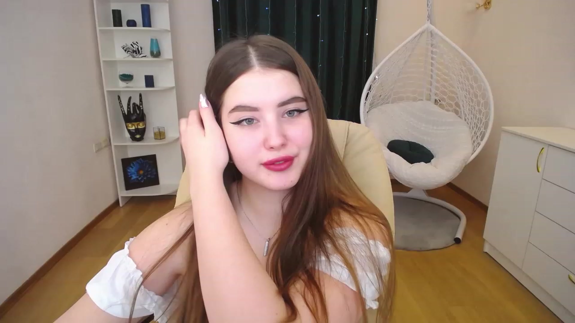 Gallery image thumbnail from AdmireMyEyes's myfreecams stream on, 01/21/2023, 10:12 image 1 of 20