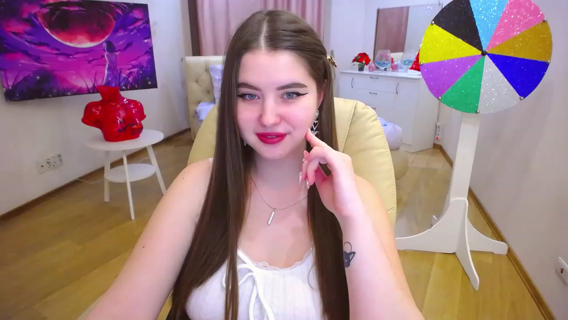 Gallery image thumbnail from AdmireMyEyes's myfreecams stream on, 01/28/2023, 23:09 image 16 of 20
