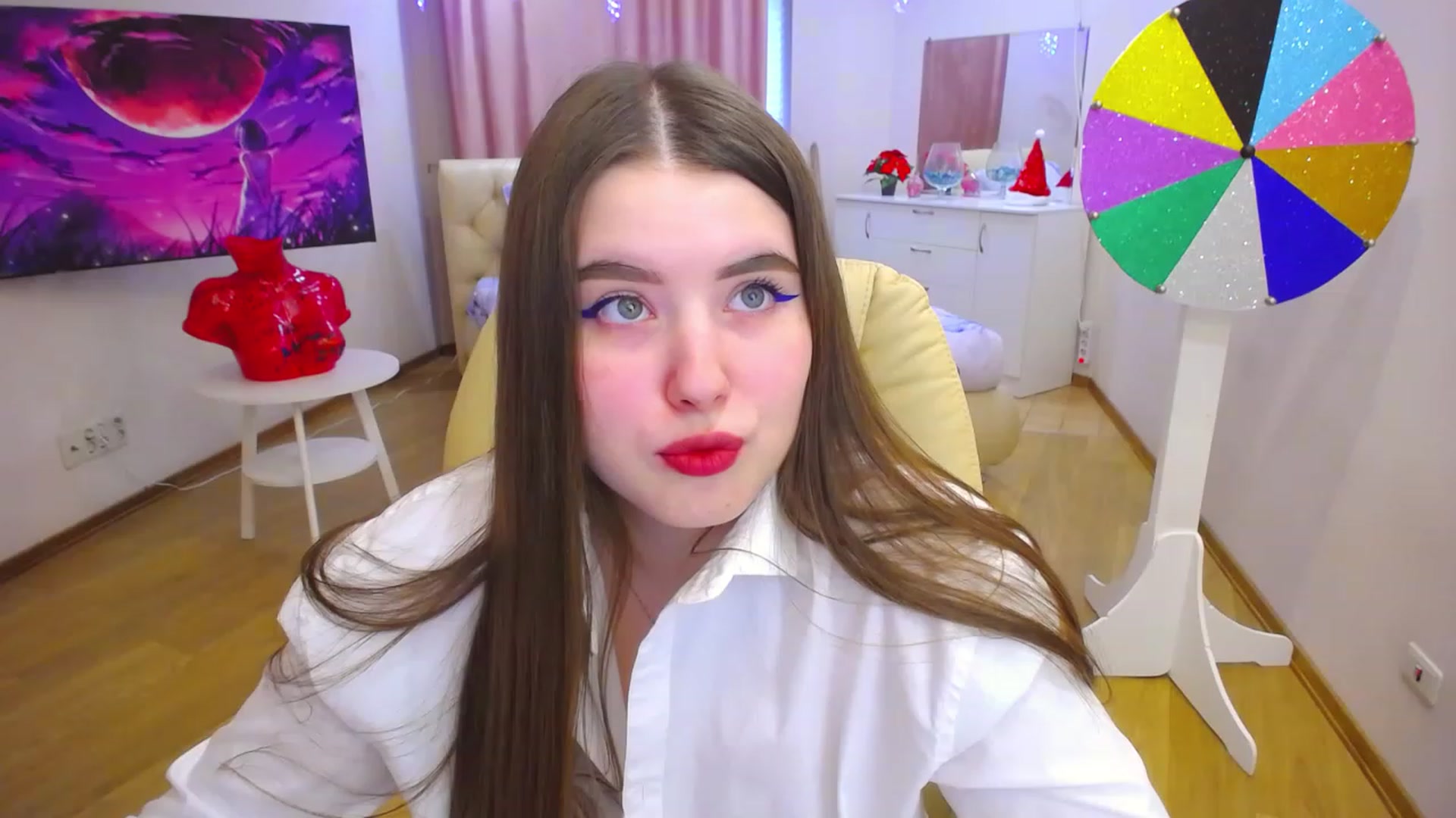 Gallery image thumbnail from AdmireMyEyes's myfreecams stream on, 01/31/2023, 07:47 image 4 of 20