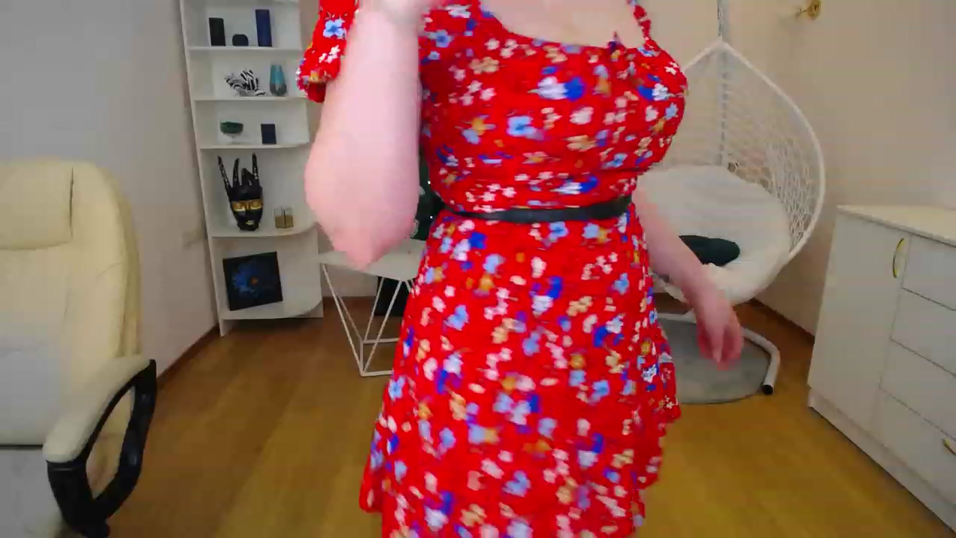 Gallery image thumbnail from AdmireMyEyes's myfreecams stream on, 02/02/2023, 07:36 image 4 of 20