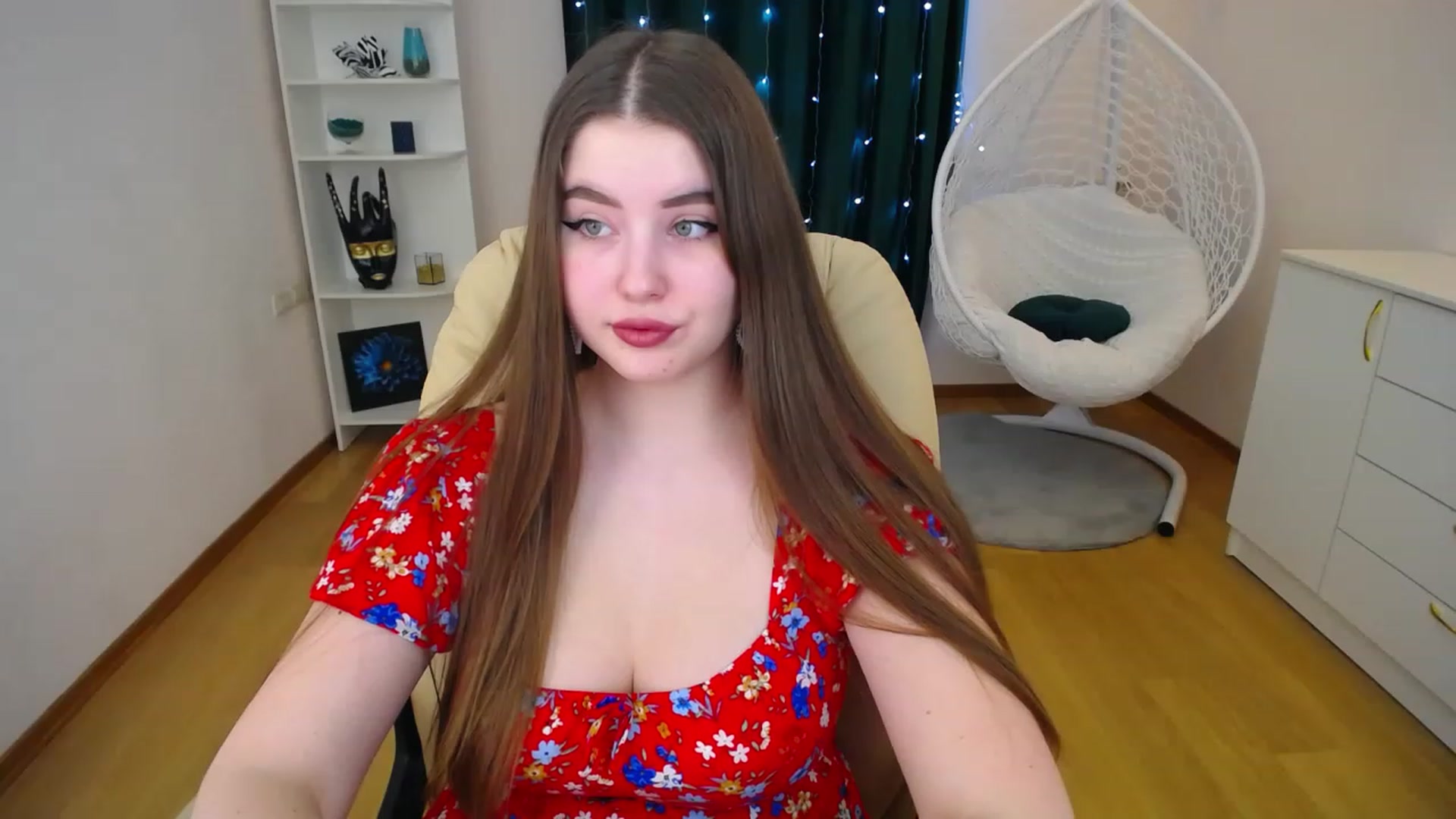 Gallery image thumbnail from AdmireMyEyes's myfreecams stream on, 02/02/2023, 07:36 image 15 of 20