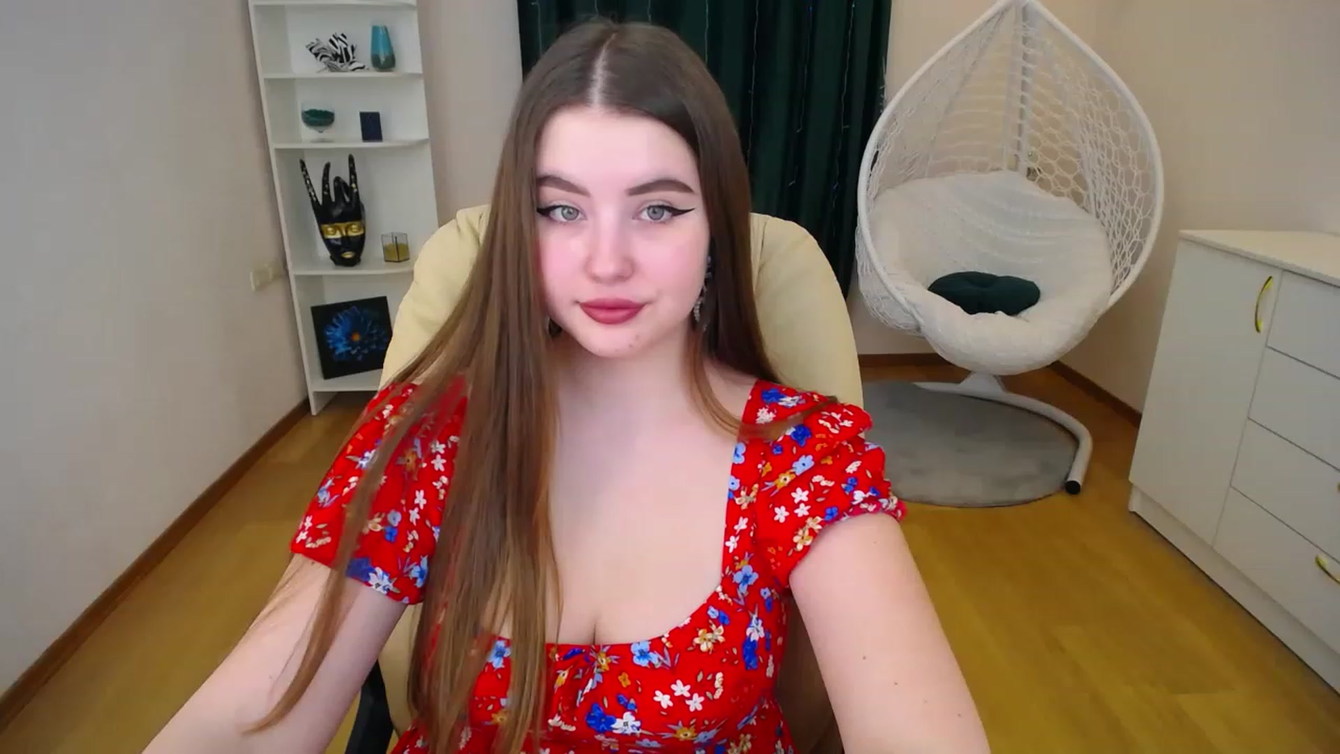 Gallery image thumbnail from AdmireMyEyes's myfreecams stream on, 02/02/2023, 07:36 image 13 of 20
